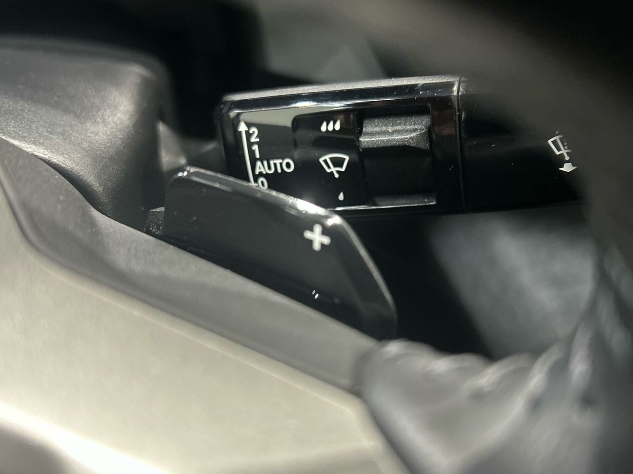 Peugeot 3008 Allure Hybrid eDCS6 100 kW (136 CV) - foto 56