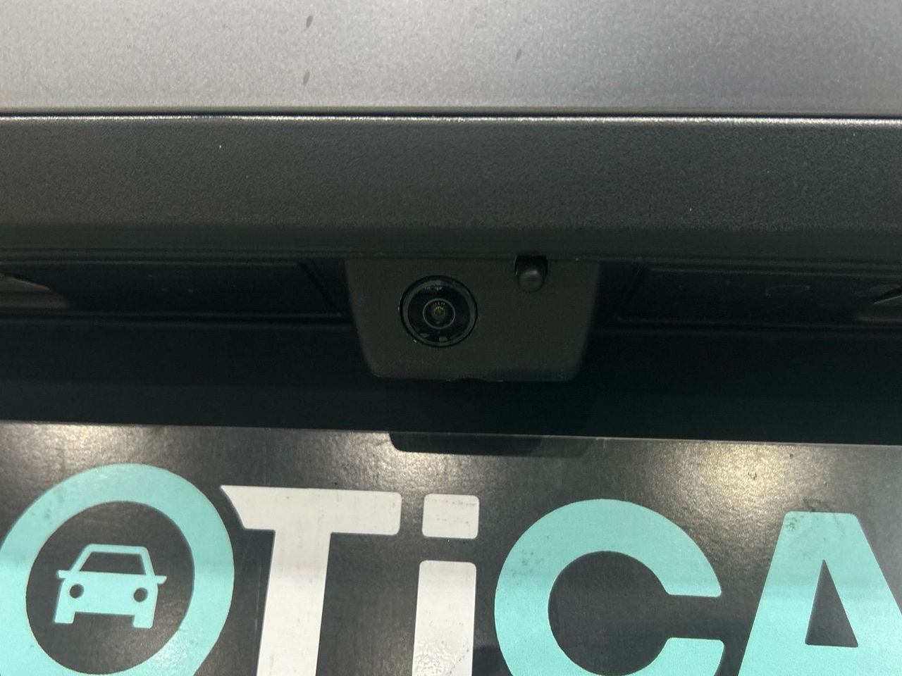 Peugeot 3008 Allure Hybrid eDCS6 100 kW (136 CV) - foto 28