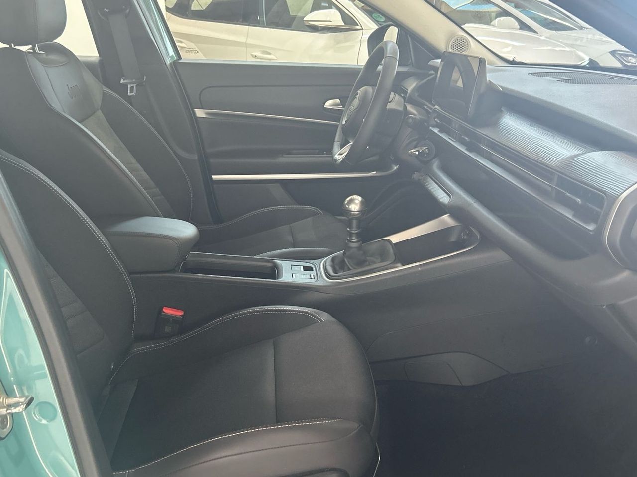 Jeep Avenger 1.2 G Altitude 74 kW (100 CV) - foto 24