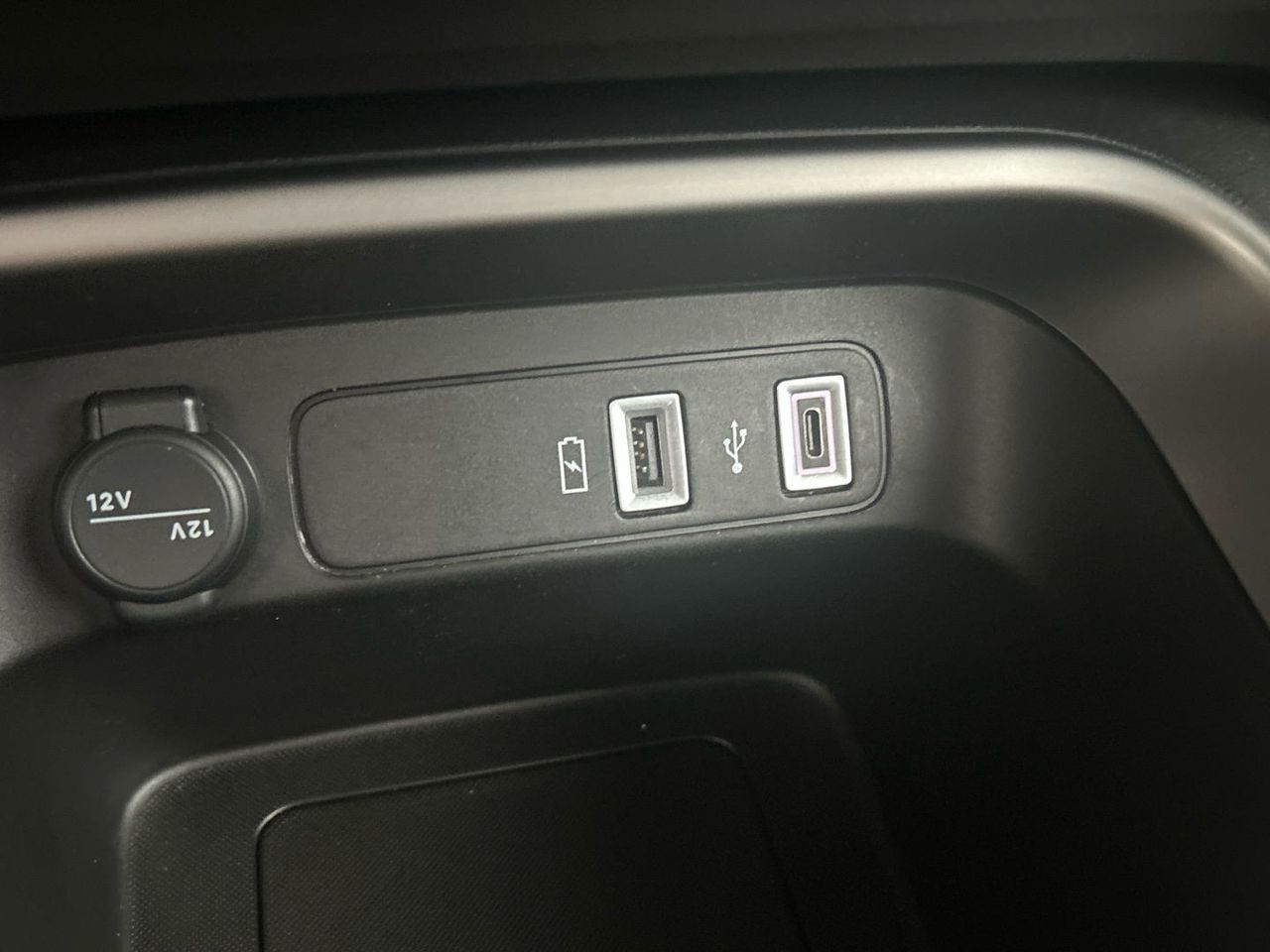 Jeep Avenger 1.2 G Altitude 74 kW (100 CV) - foto 28