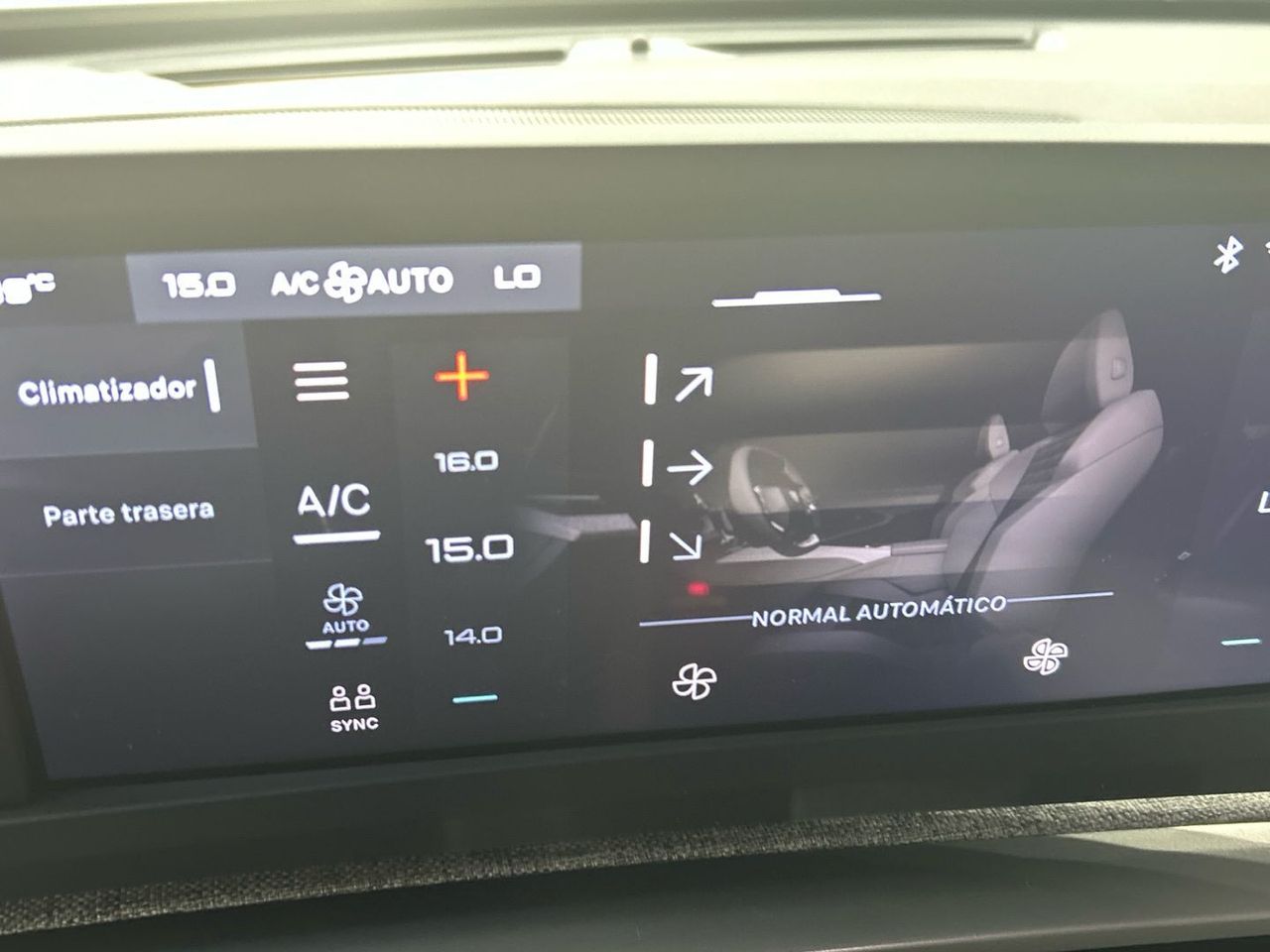 Peugeot 5008 Hybrid 1.2 Allure eDCS6 107 kW (145 CV) - foto 27