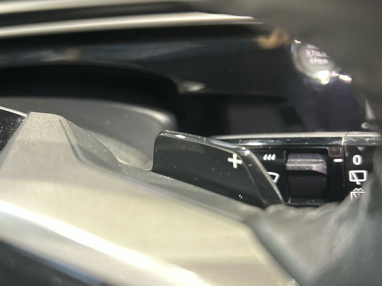 Peugeot 5008 Hybrid 1.2 Allure eDCS6 107 kW (145 CV) - foto 42