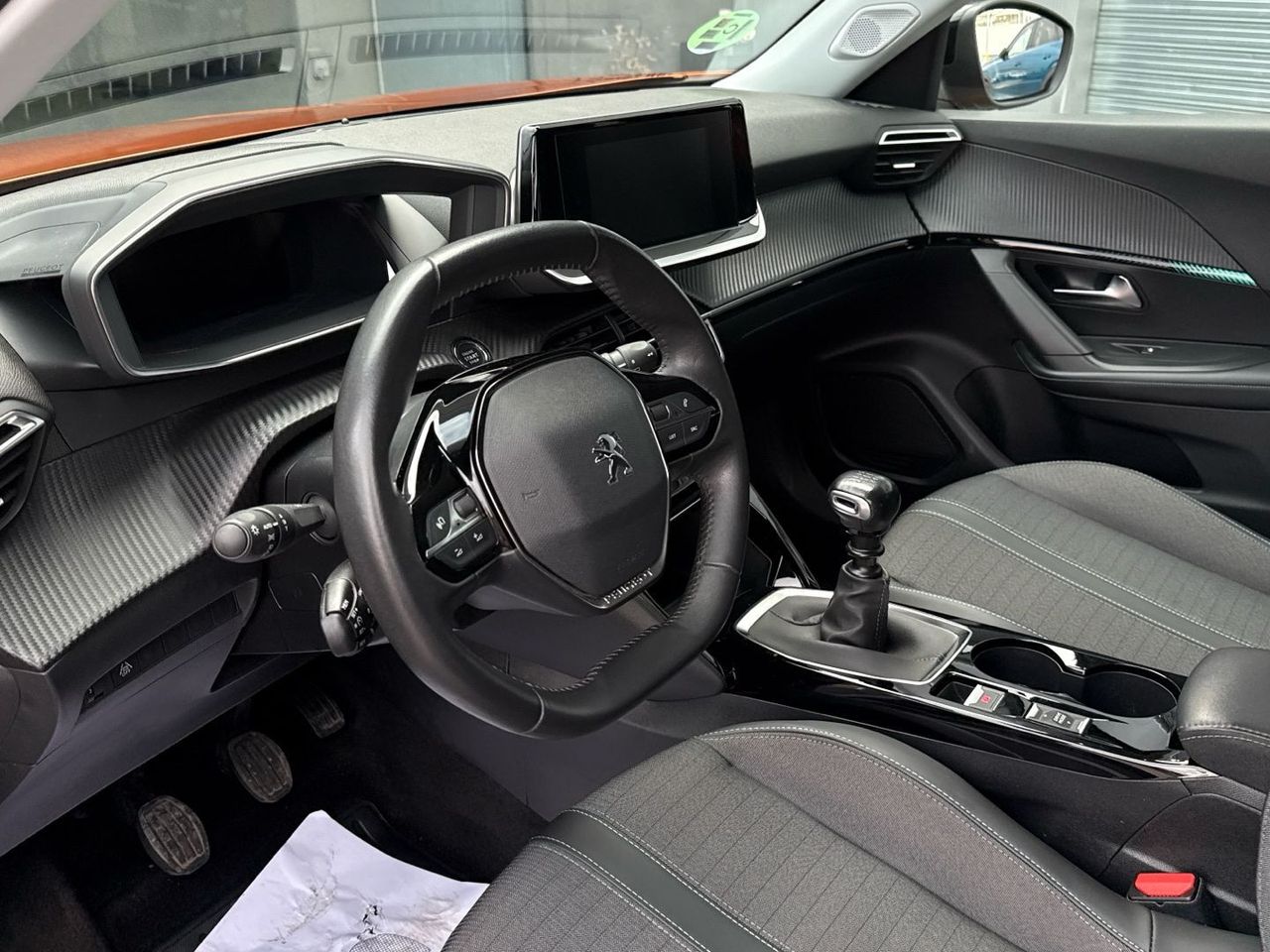 Peugeot 2008 PureTech 130 S&S Allure Pack 96 kW (130 CV) - foto 21