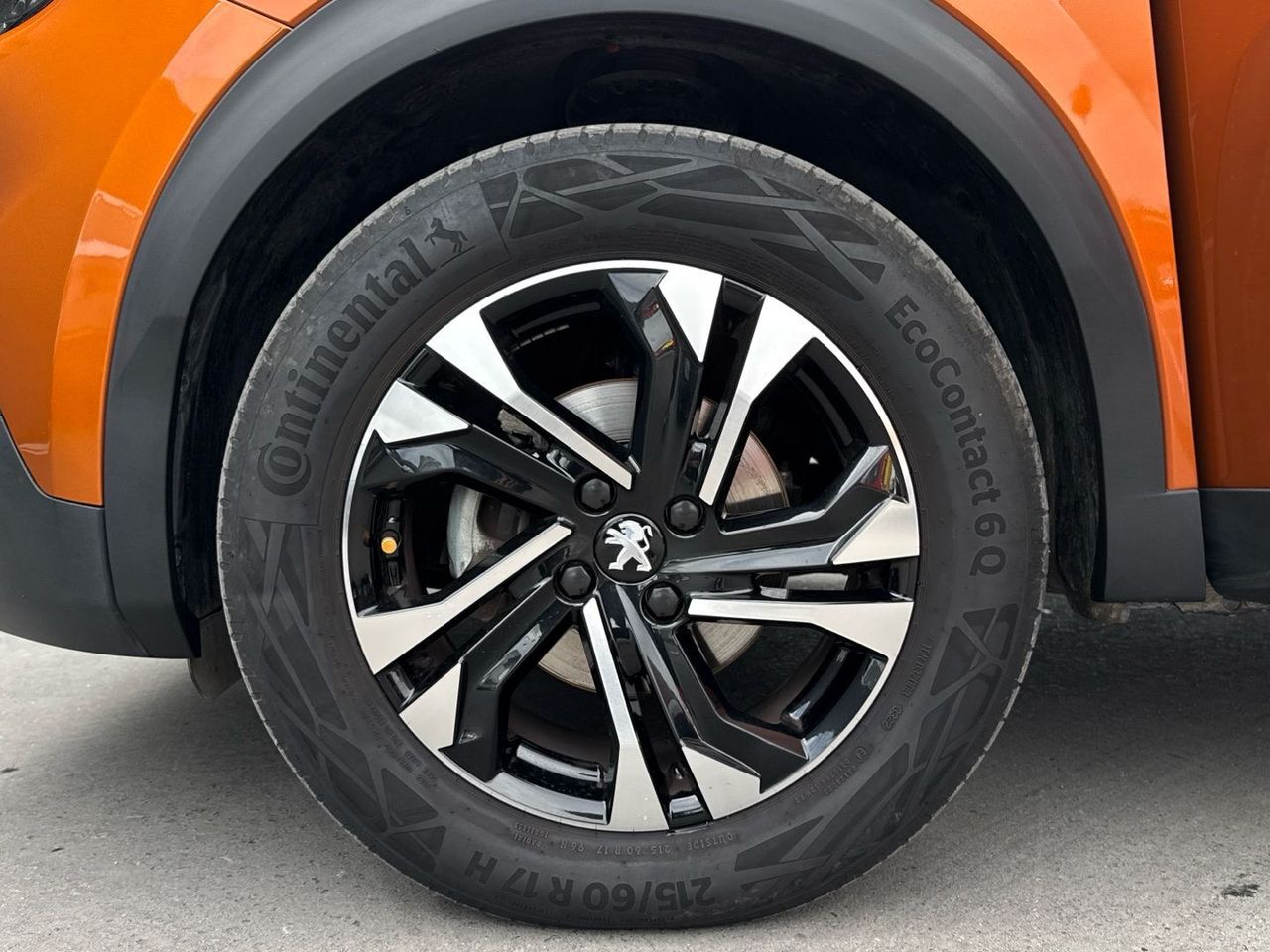 Peugeot 2008 PureTech 130 S&S Allure Pack 96 kW (130 CV) - foto 13