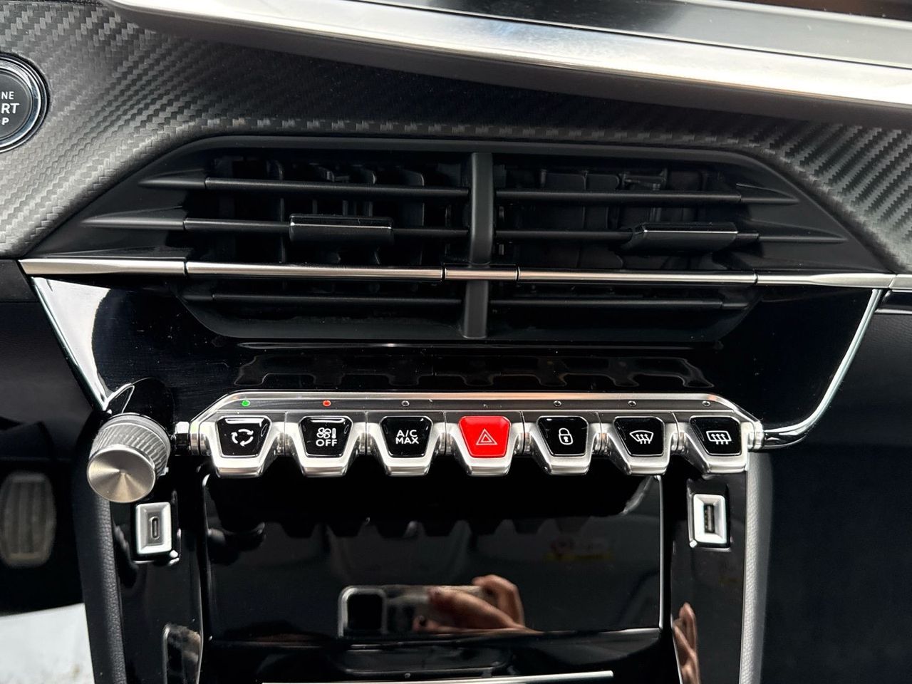 Peugeot 2008 PureTech 130 S&S Allure Pack 96 kW (130 CV) - foto 30