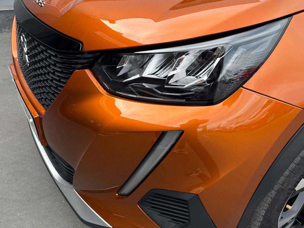 Peugeot 2008 PureTech 130 S&S Allure Pack 96 kW (130 CV) - foto 16