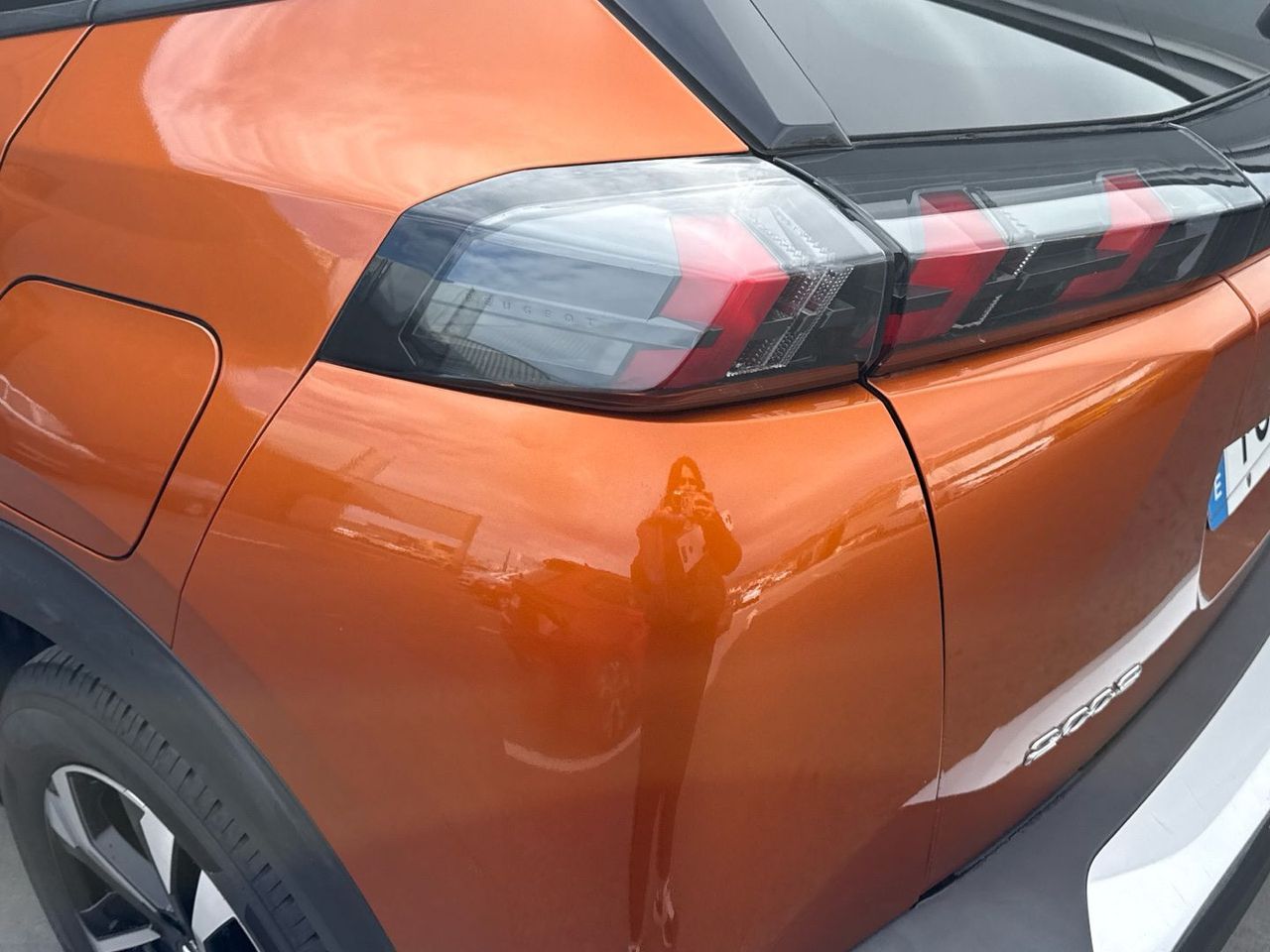 Peugeot 2008 PureTech 130 S&S Allure Pack 96 kW (130 CV) - foto 17