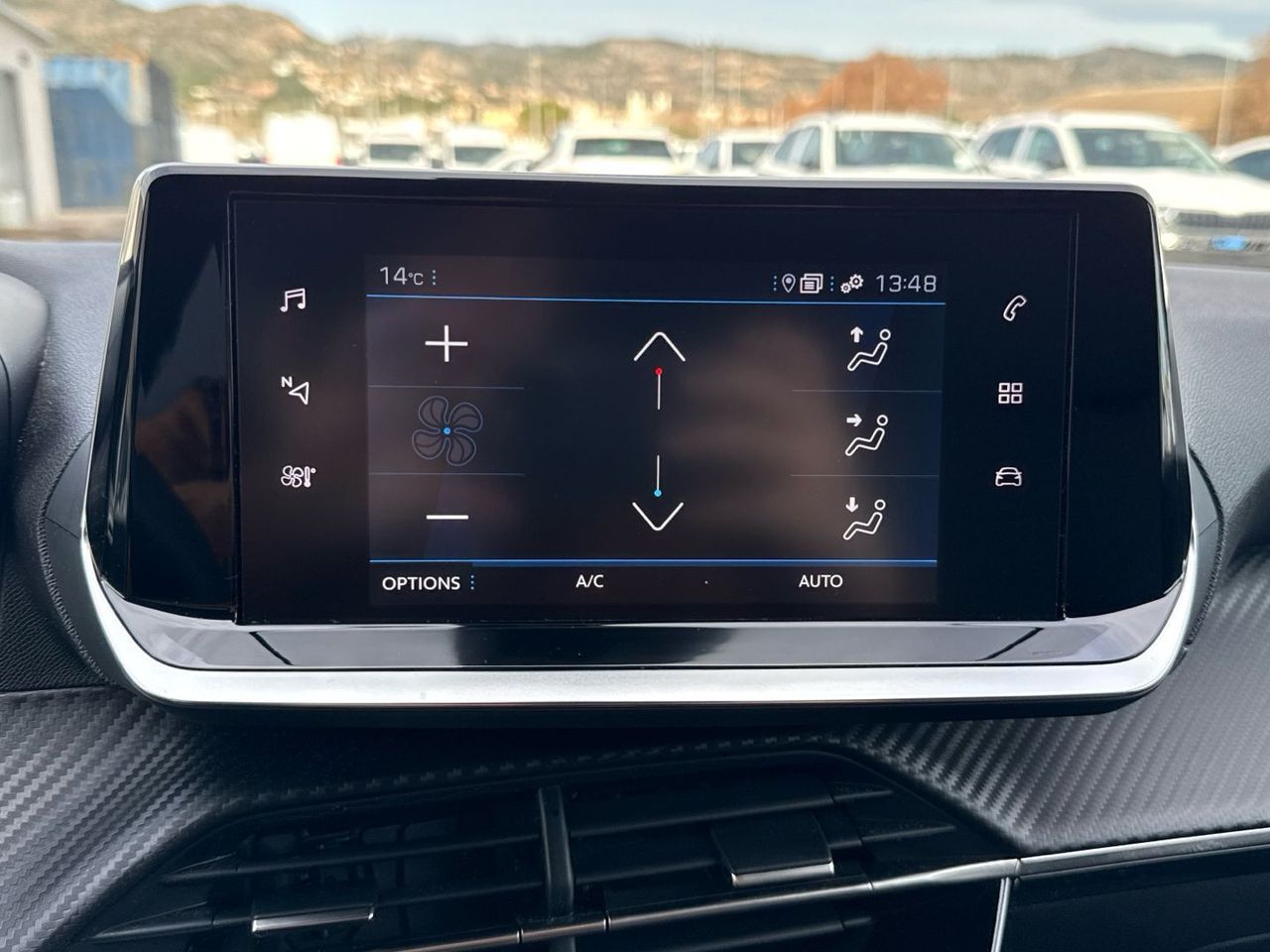 Peugeot 2008 PureTech 100 S&S Allure 75 kW (100 CV) - foto 28