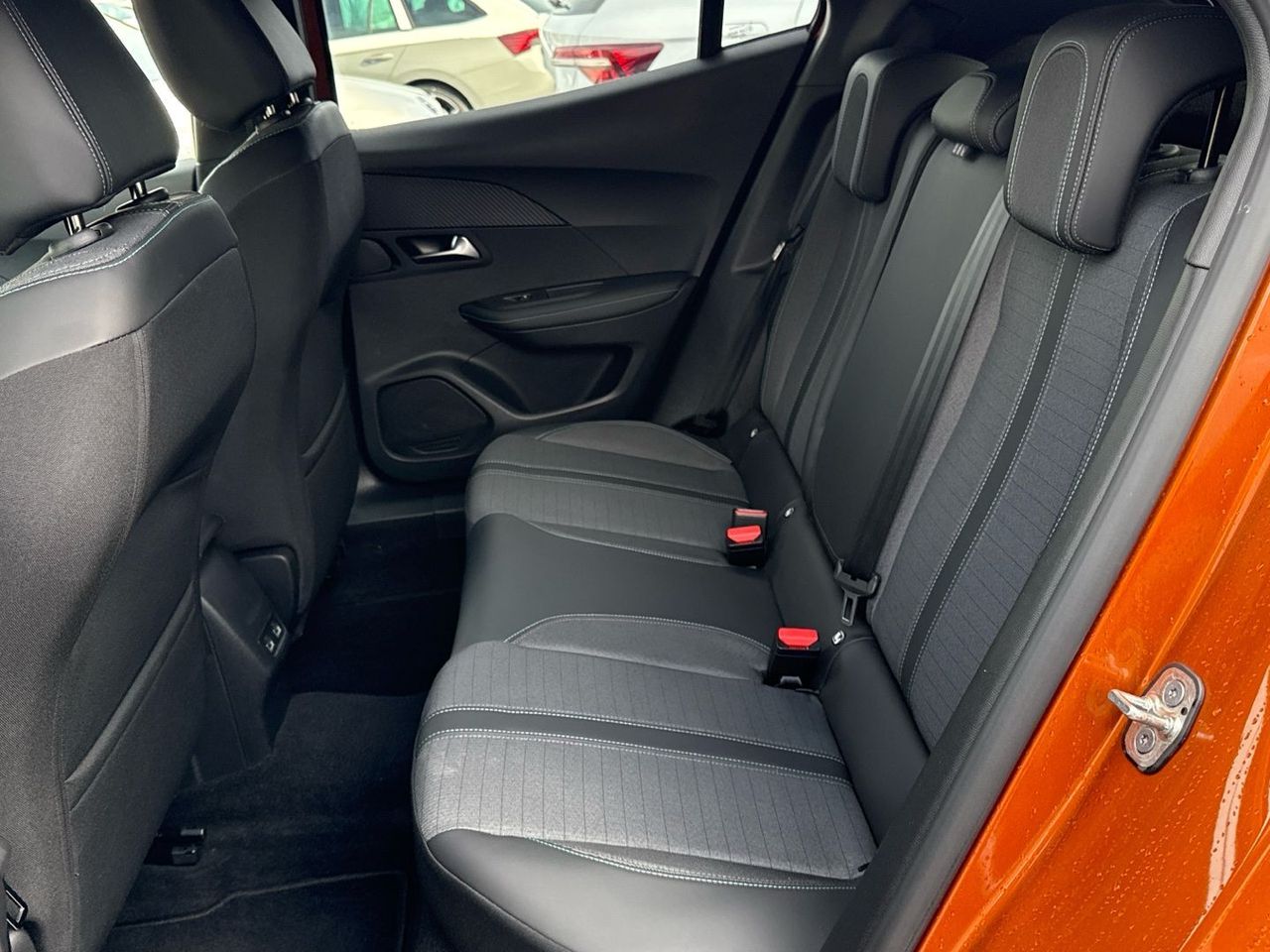 Peugeot 2008 PureTech 100 S&S Allure 75 kW (100 CV) - foto 12