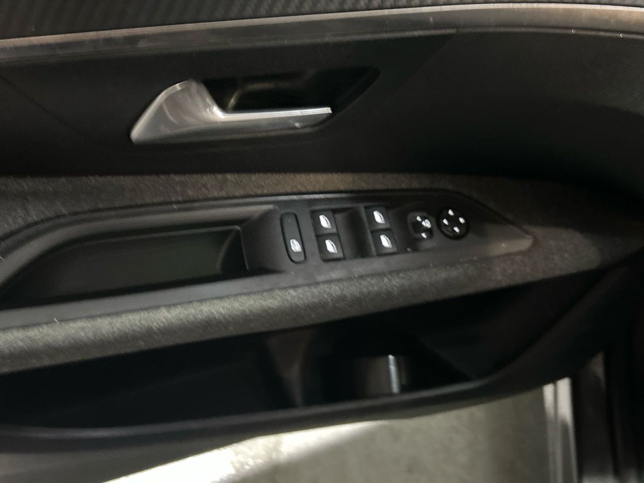 Peugeot 3008 BlueHDi 130 S&S Active Pack 96 kW (130 CV) - foto 19