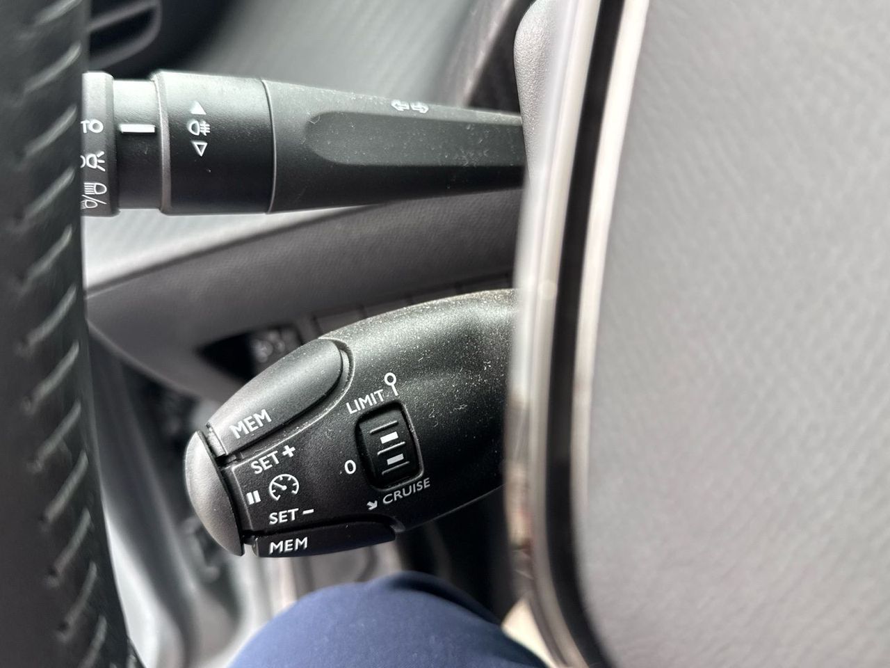 Peugeot 208 PureTech 100 Active 75 kW (100 CV) - foto 25