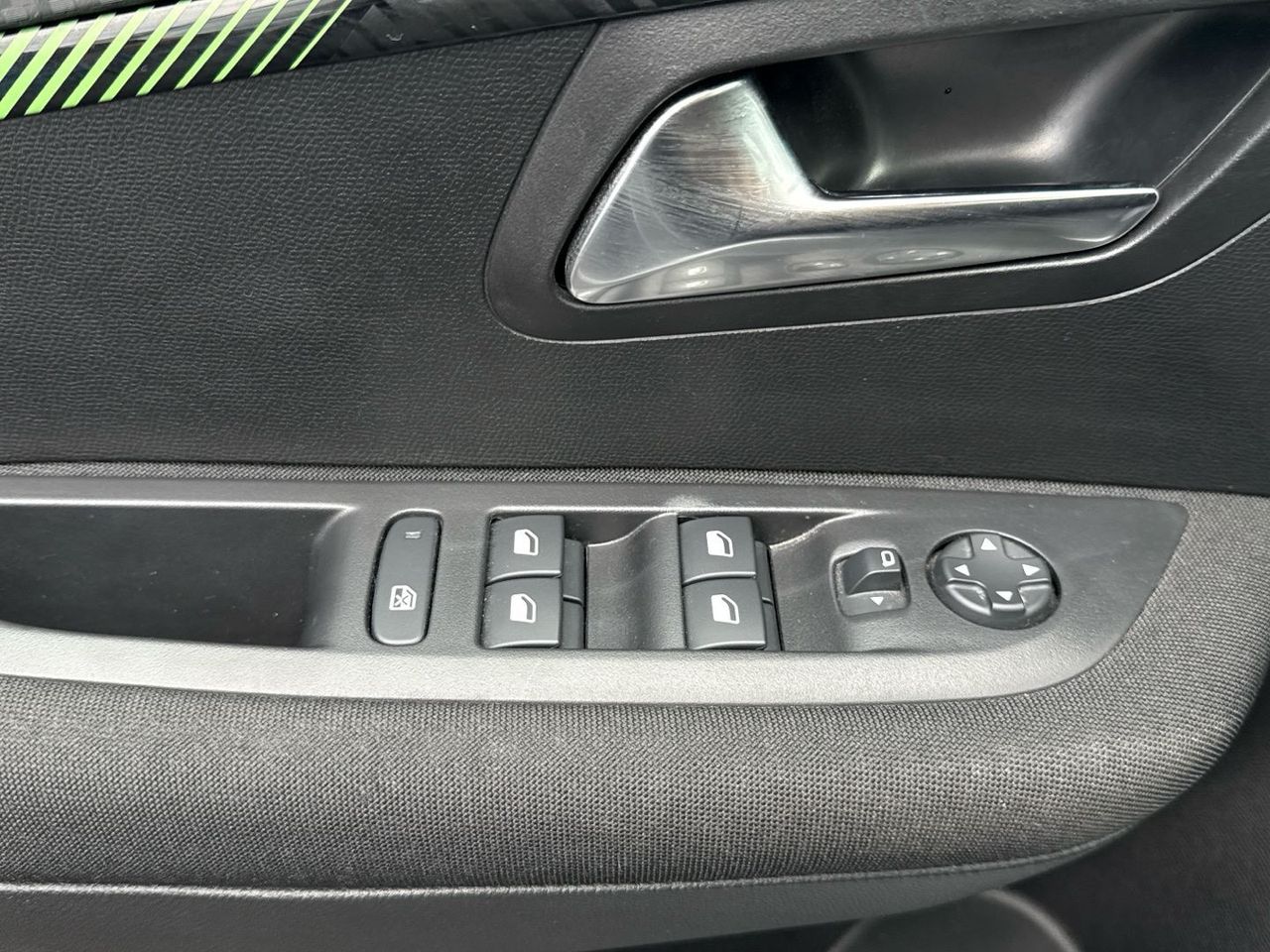 Peugeot 208 PureTech 100 Active 75 kW (100 CV) - foto 35