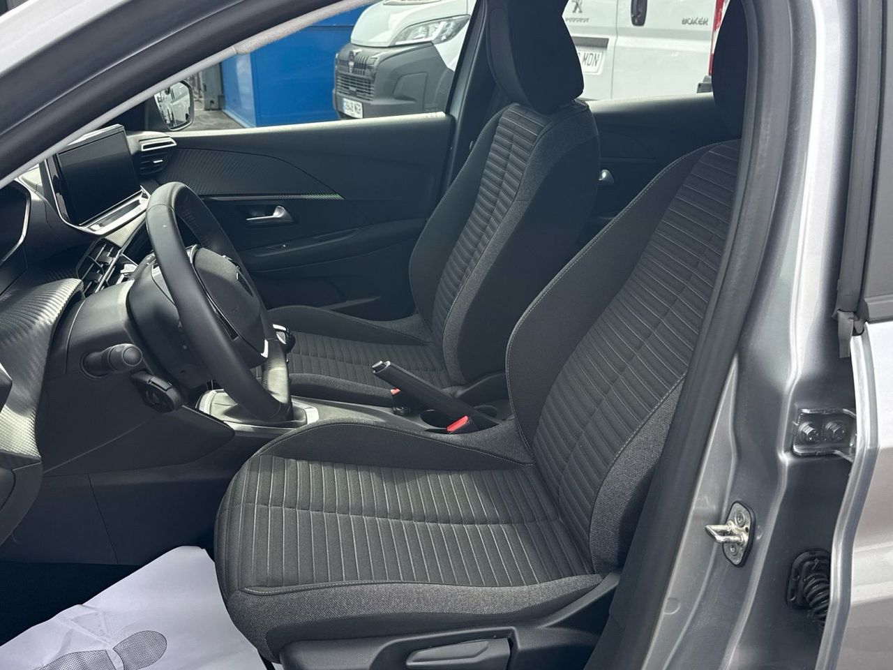 Peugeot 208 PureTech 100 Active 75 kW (100 CV) - foto 11