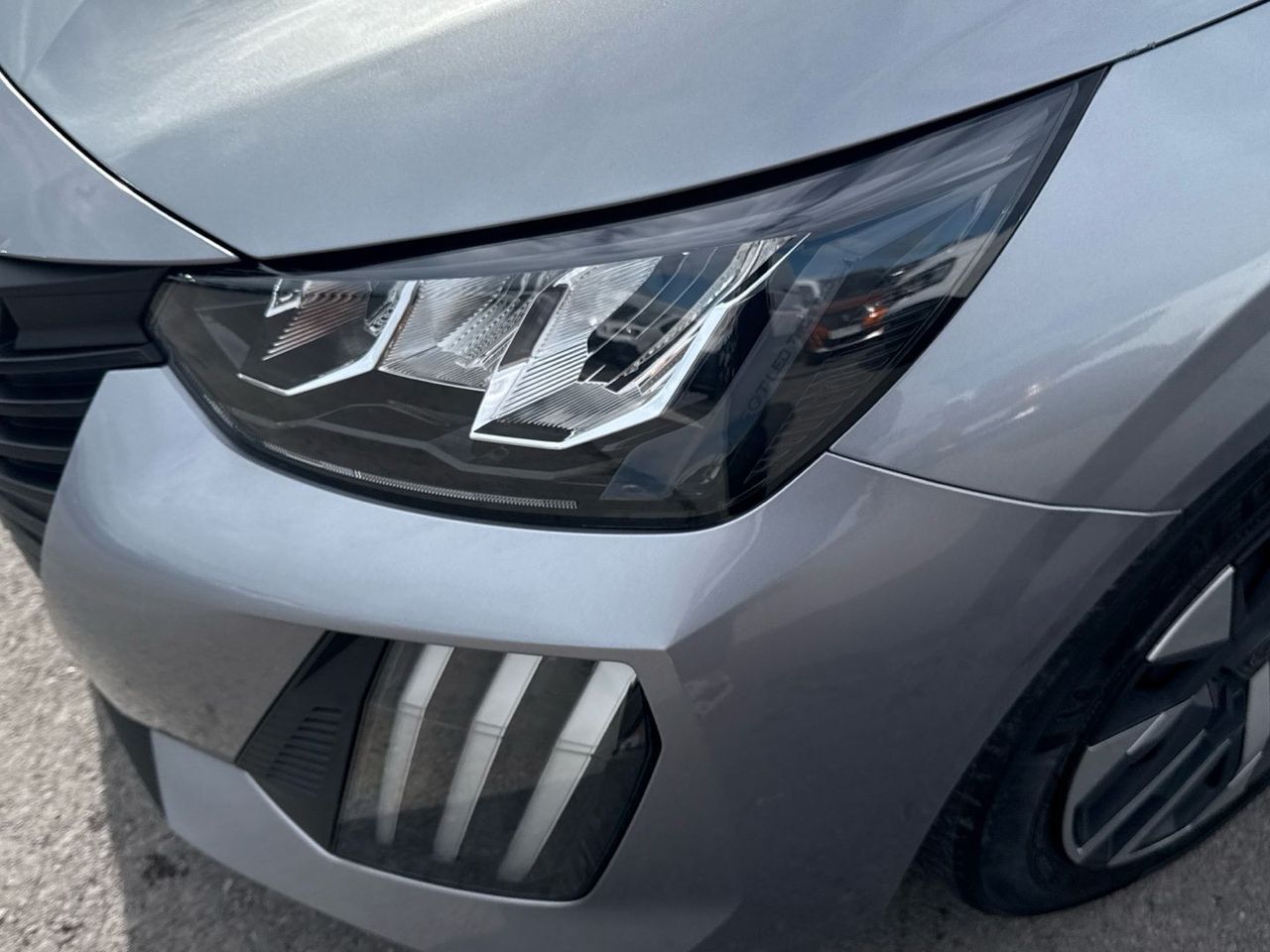 Peugeot 208 PureTech 100 Active 75 kW (100 CV) - foto 16