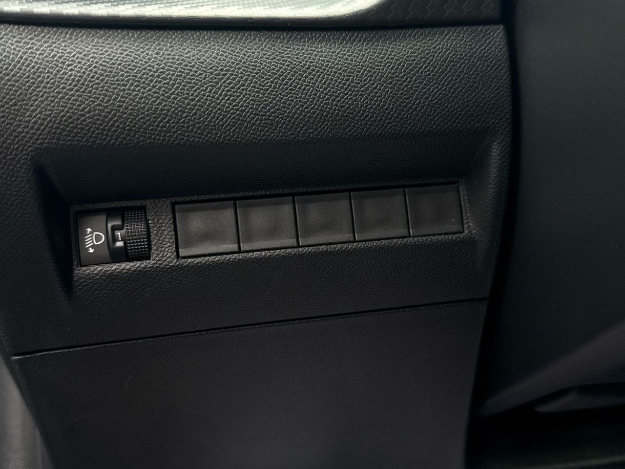 Peugeot 208 PureTech 100 Active 75 kW (100 CV) - foto 34