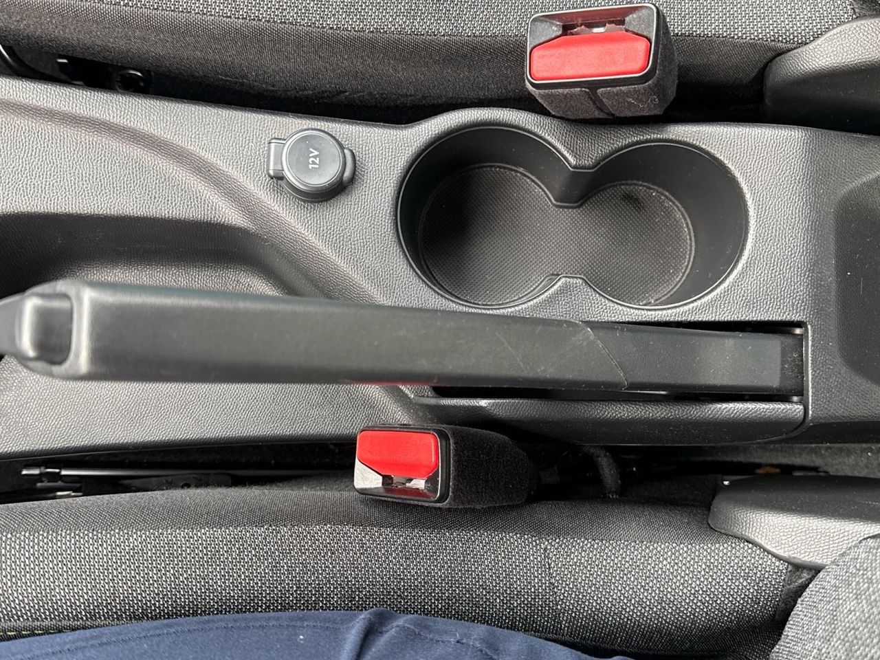 Peugeot 208 PureTech 100 Active 75 kW (100 CV) - foto 31