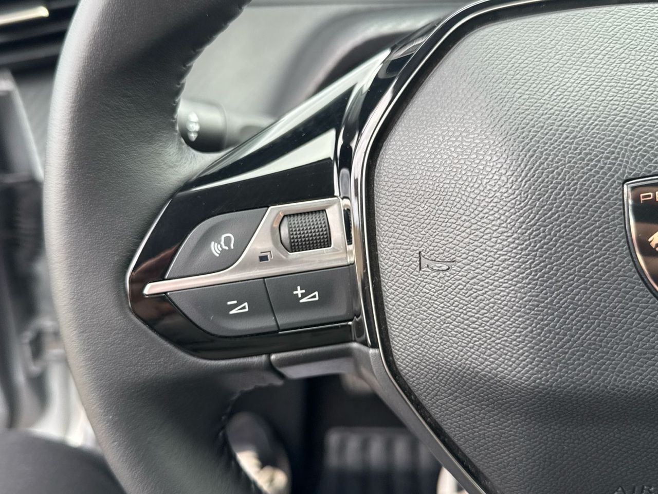 Peugeot 208 PureTech 100 Active 75 kW (100 CV) - foto 20