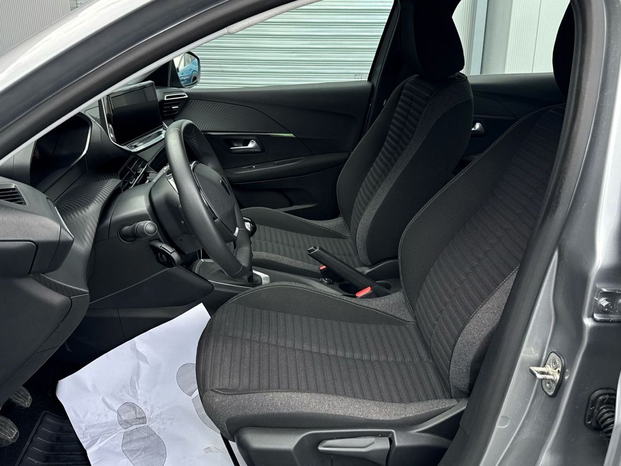 Peugeot 208 PureTech 100 Active 75 kW (100 CV) - foto 11