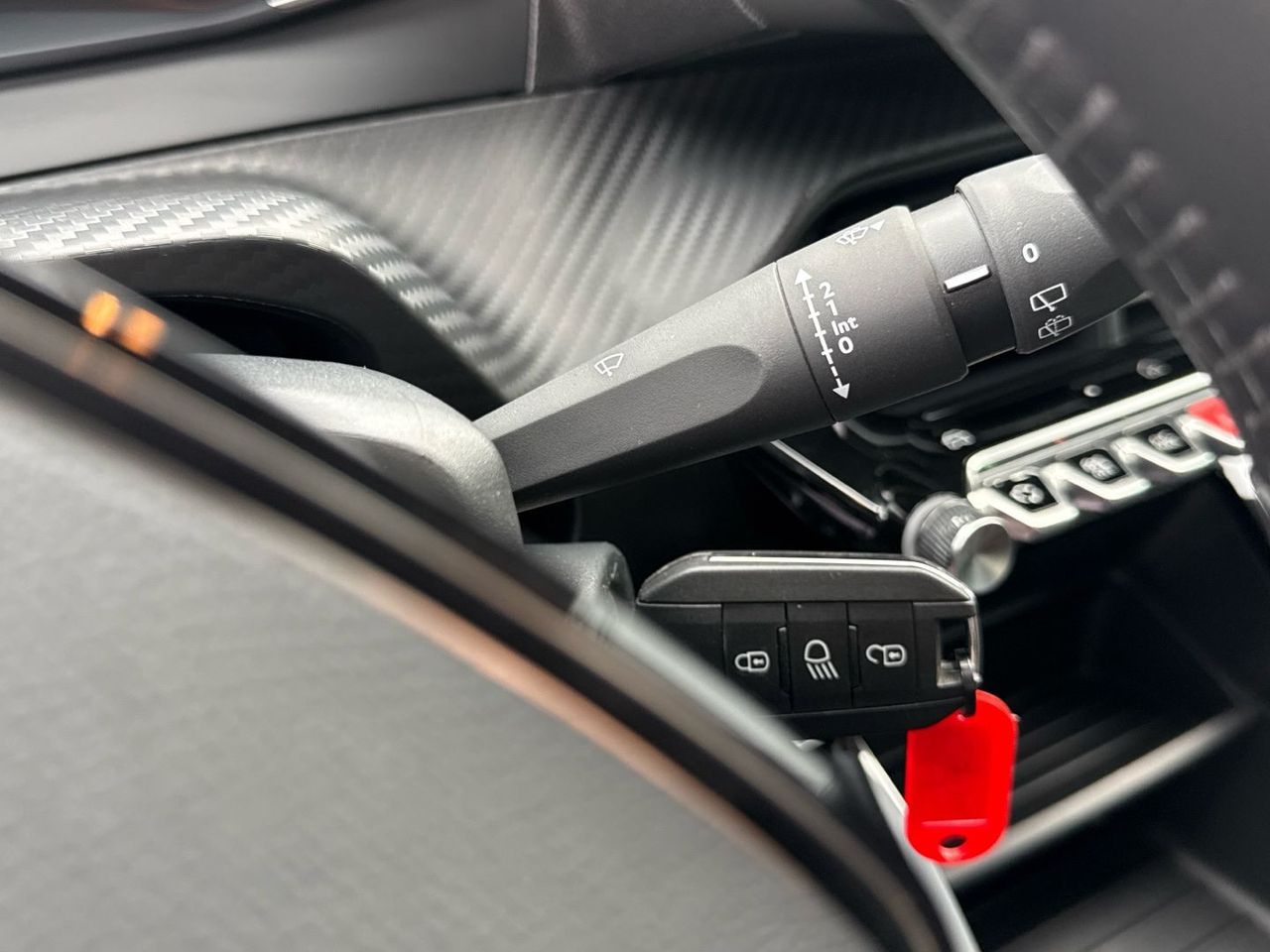 Peugeot 208 PureTech 100 Active 75 kW (100 CV) - foto 26