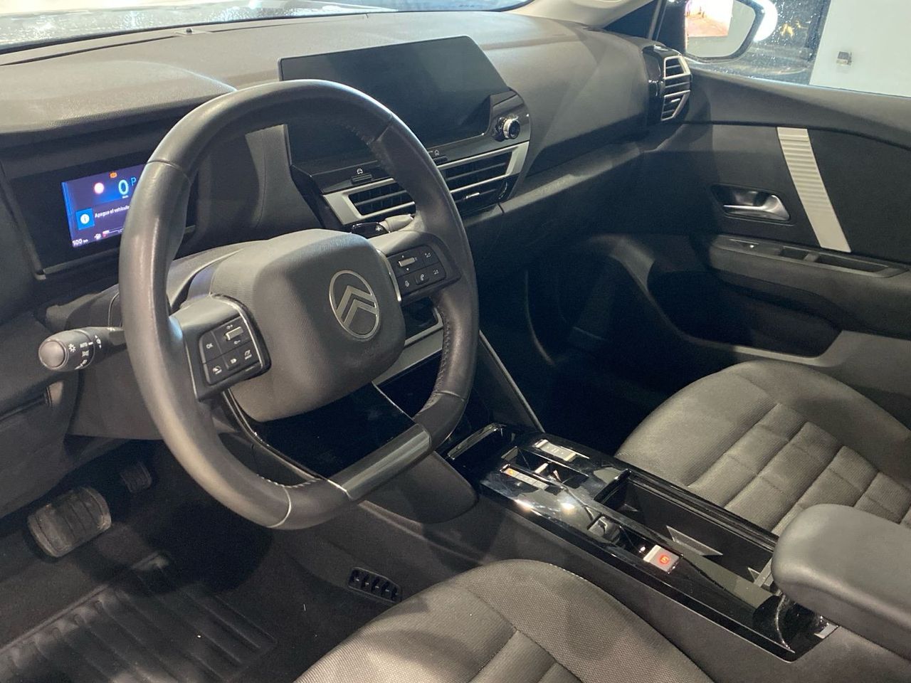 Citroën C4 Hybrid 145 Plus e-DCS6 107 kW (145 CV) - foto 21