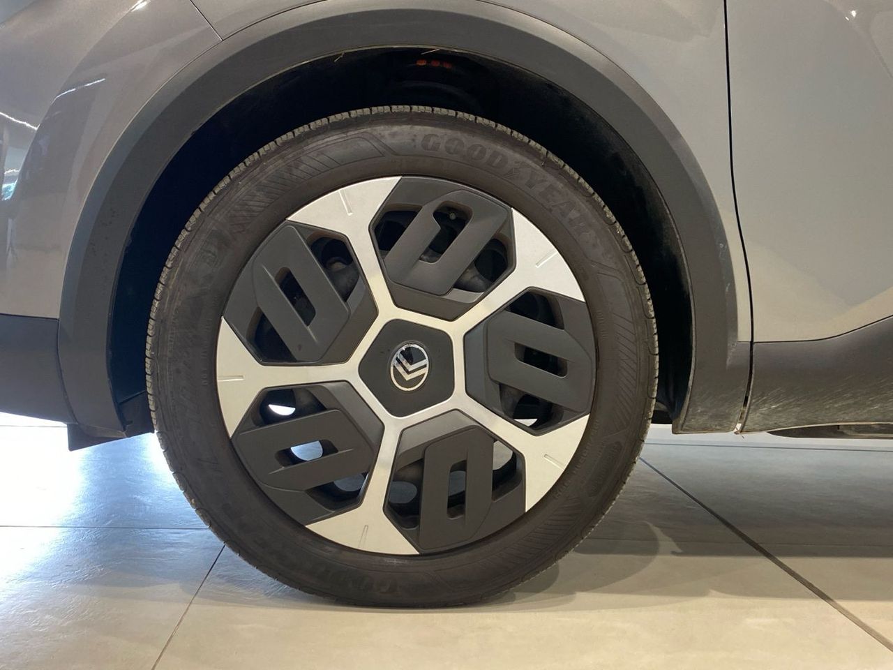 Citroën C4 Hybrid 145 Plus e-DCS6 107 kW (145 CV) - foto 13