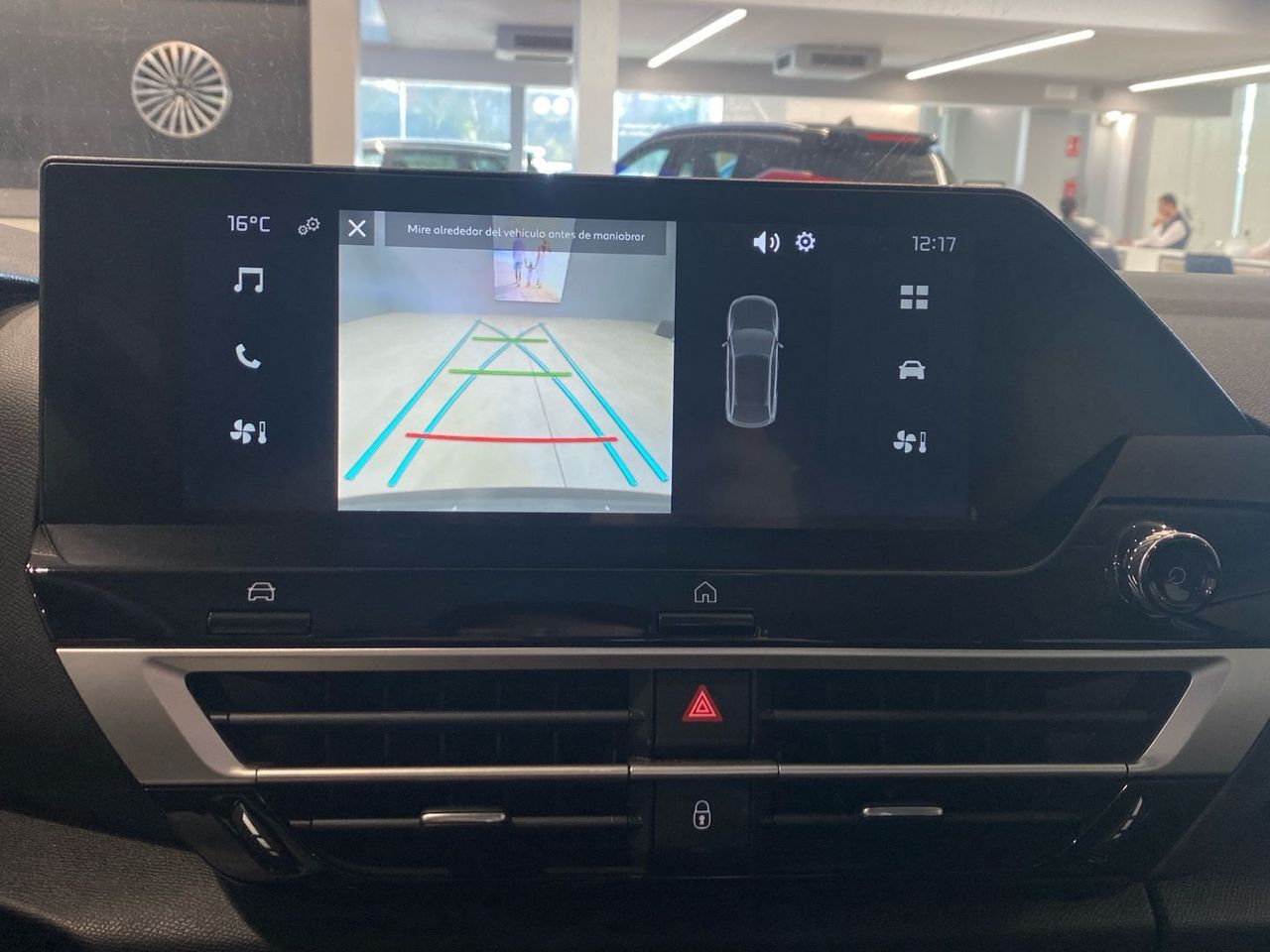 Citroën C4 Hybrid 145 Plus e-DCS6 107 kW (145 CV) - foto 15