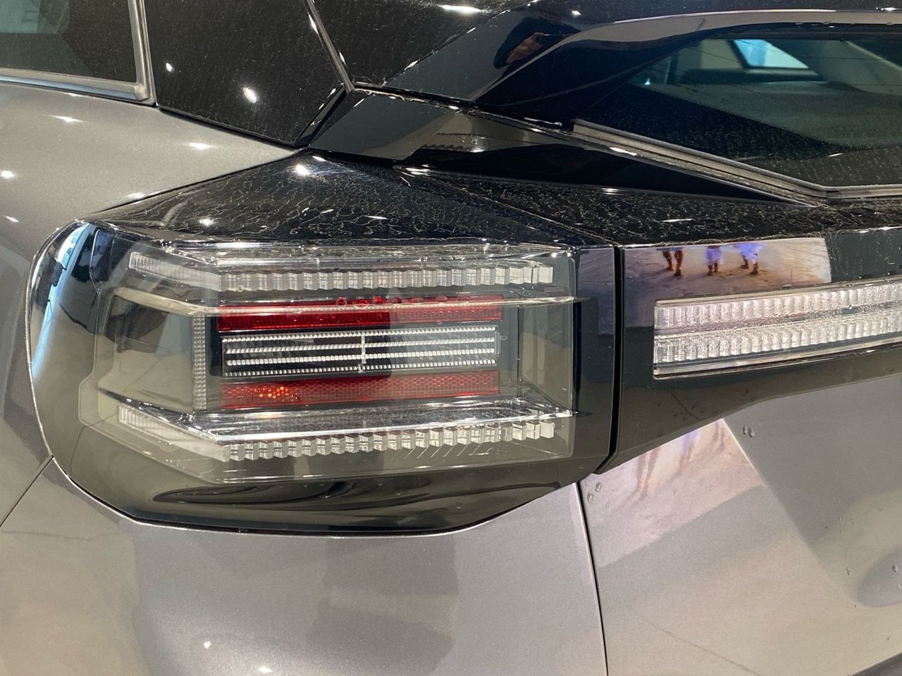 Citroën C4 Hybrid 145 Plus e-DCS6 107 kW (145 CV) - foto 17