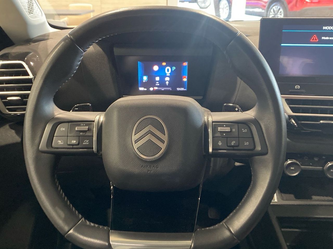 Citroën C4 Hybrid 145 Plus e-DCS6 107 kW (145 CV) - foto 9