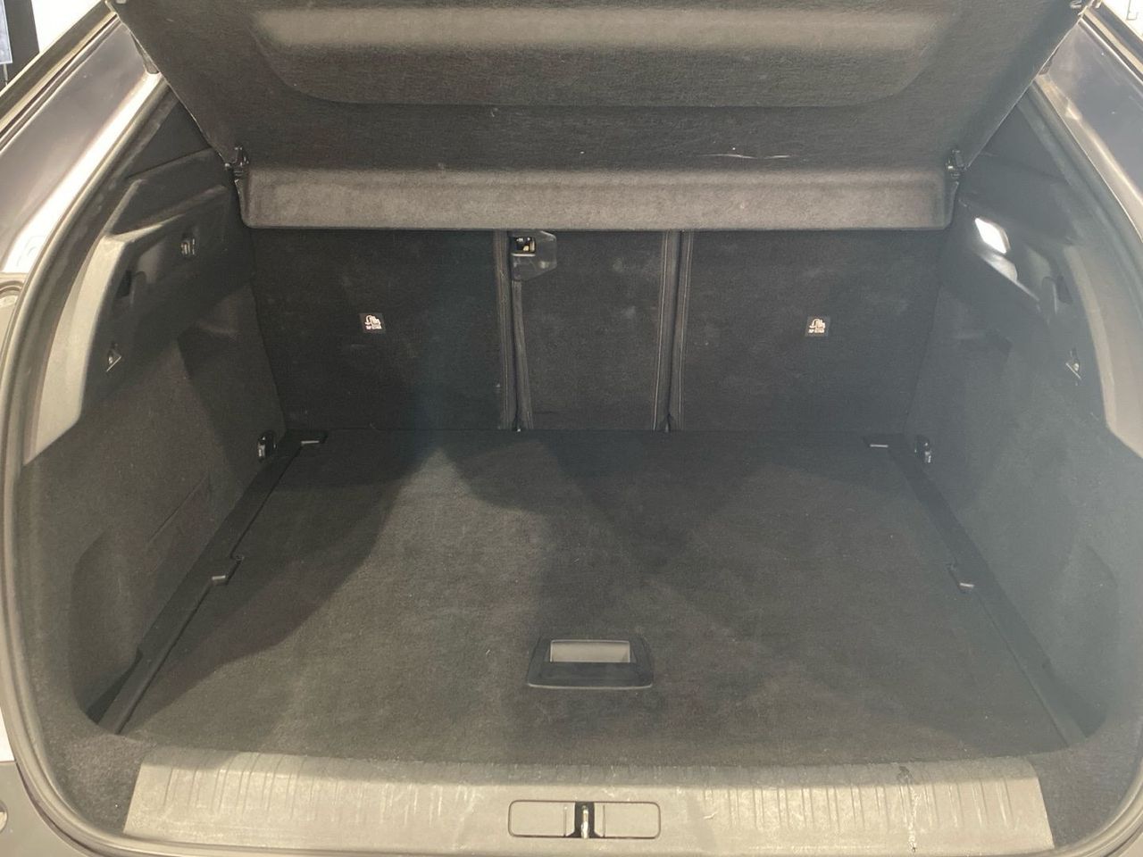 Peugeot 3008 Allure Hybrid eDCS6 100 kW (136 CV) - foto 6