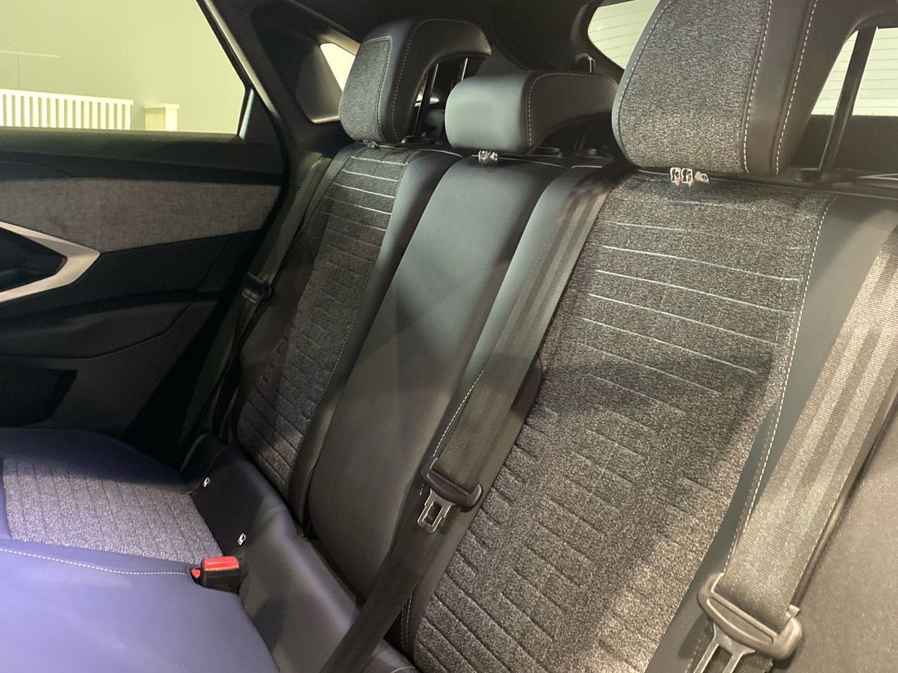 Peugeot 3008 Allure Hybrid eDCS6 100 kW (136 CV) - foto 12