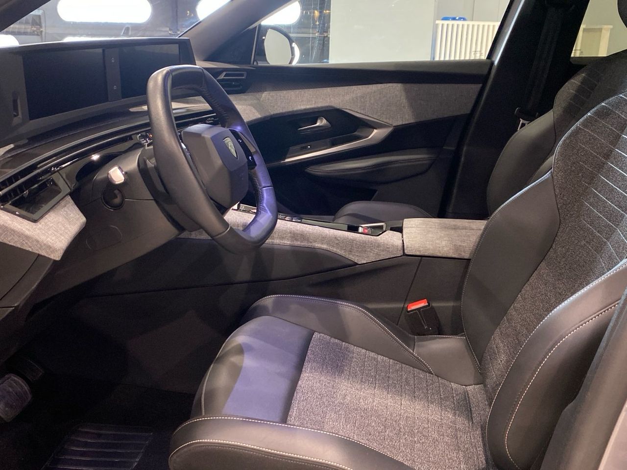 Peugeot 3008 Allure Hybrid eDCS6 100 kW (136 CV) - foto 11