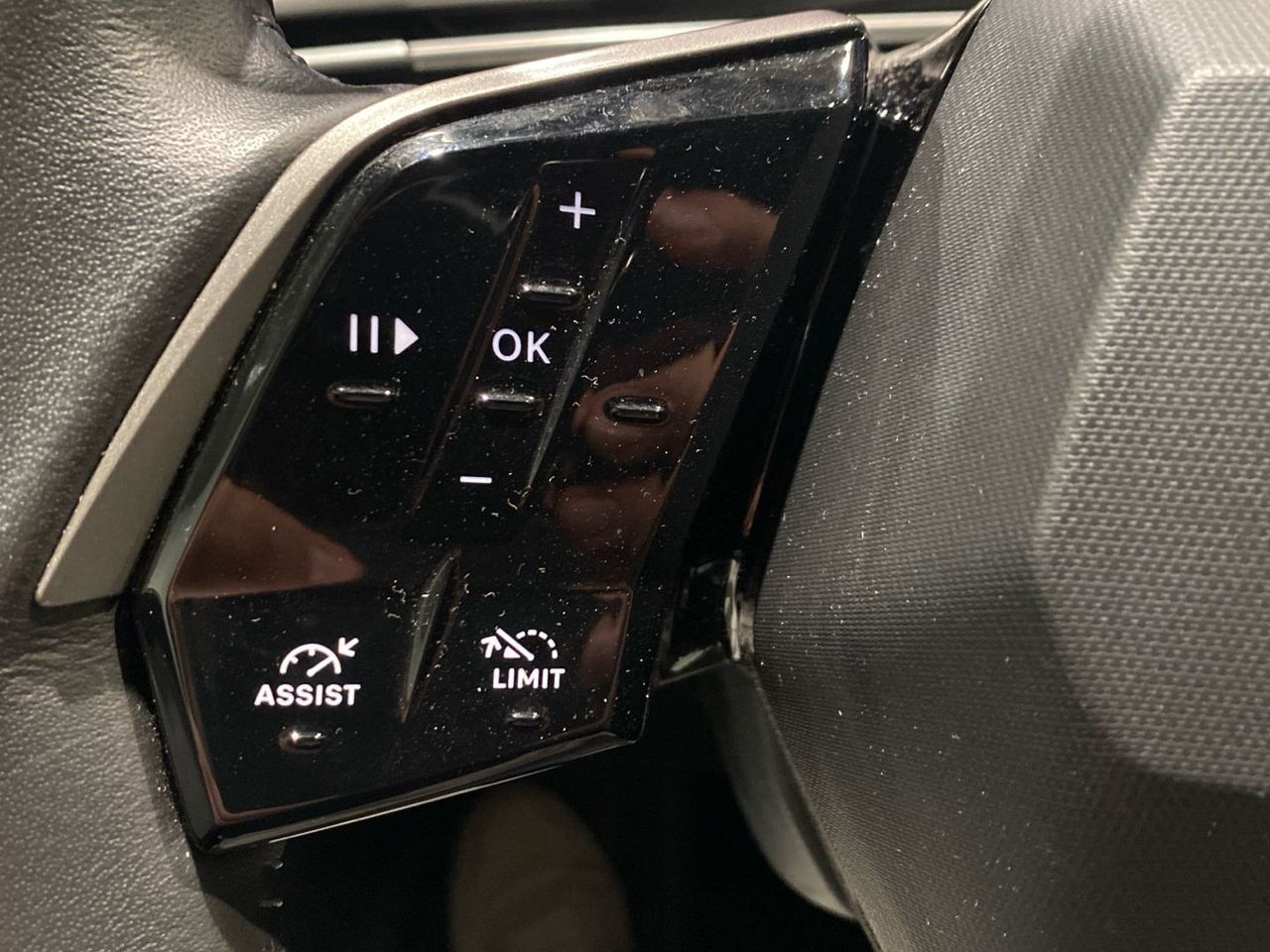 Peugeot 3008 Allure Hybrid eDCS6 100 kW (136 CV) - foto 20