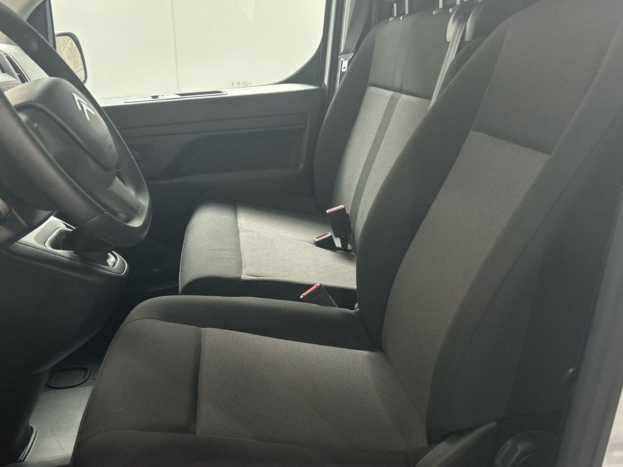 Citroën Jumpy Furgon BlueHDI 145 S&S Talla M 107 kW (145 CV) - foto 11