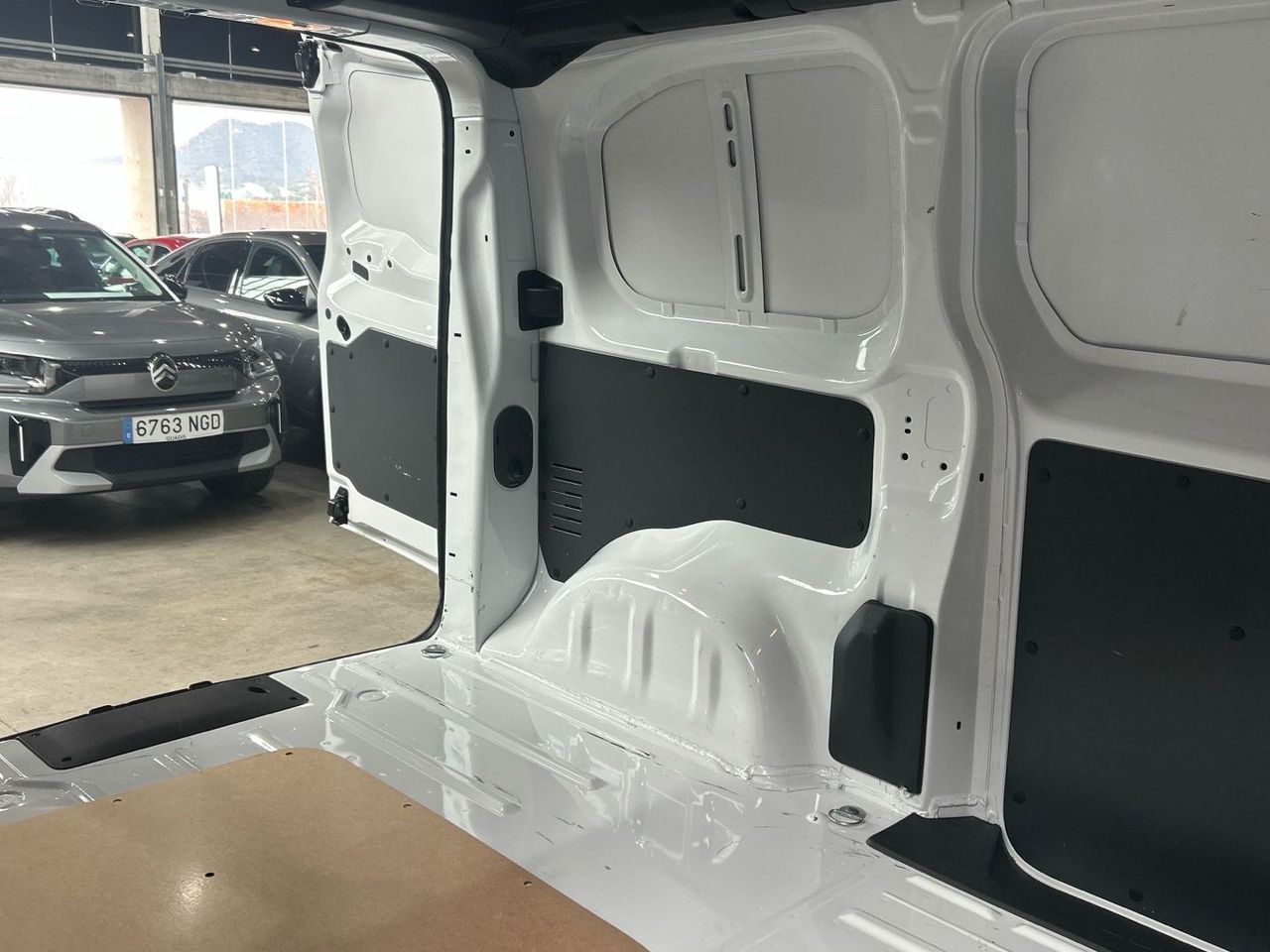 Citroën Jumpy Furgon BlueHDI 145 S&S Talla M 107 kW (145 CV) - foto 31