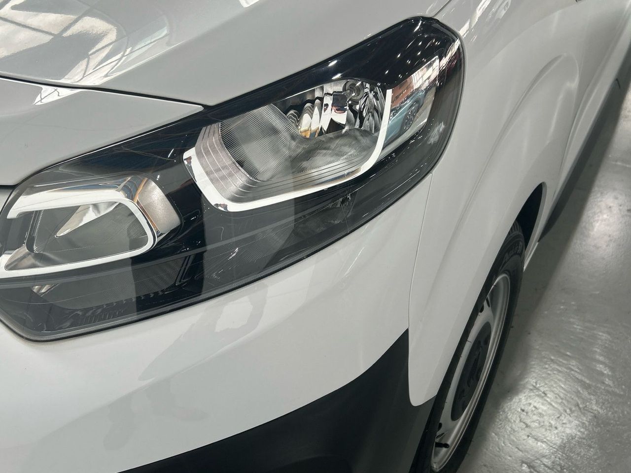 Citroën Jumpy Furgon BlueHDI 145 S&S Talla M 107 kW (145 CV) - foto 16