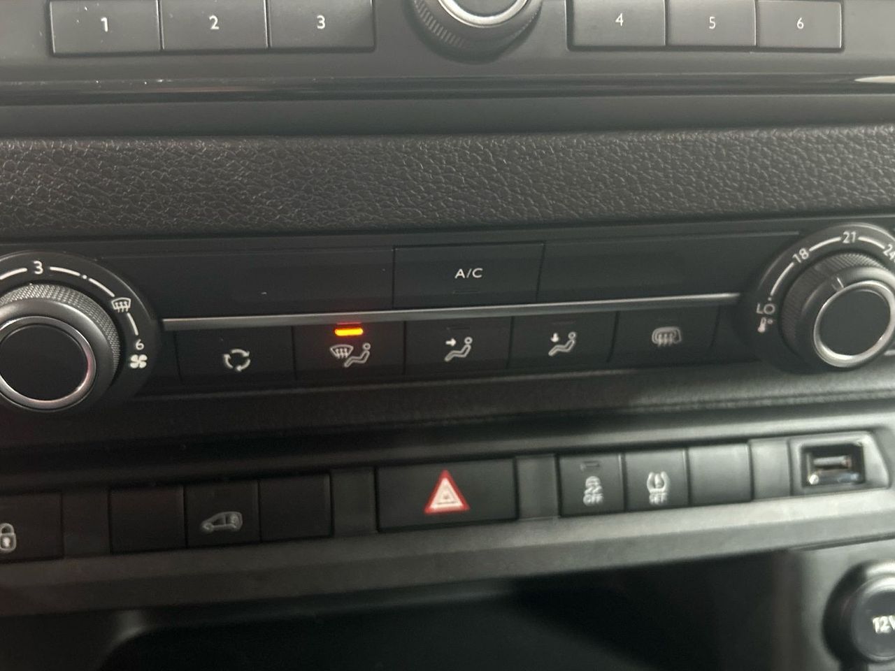 Citroën Jumpy Furgon BlueHDI 145 S&S Talla M 107 kW (145 CV) - foto 38