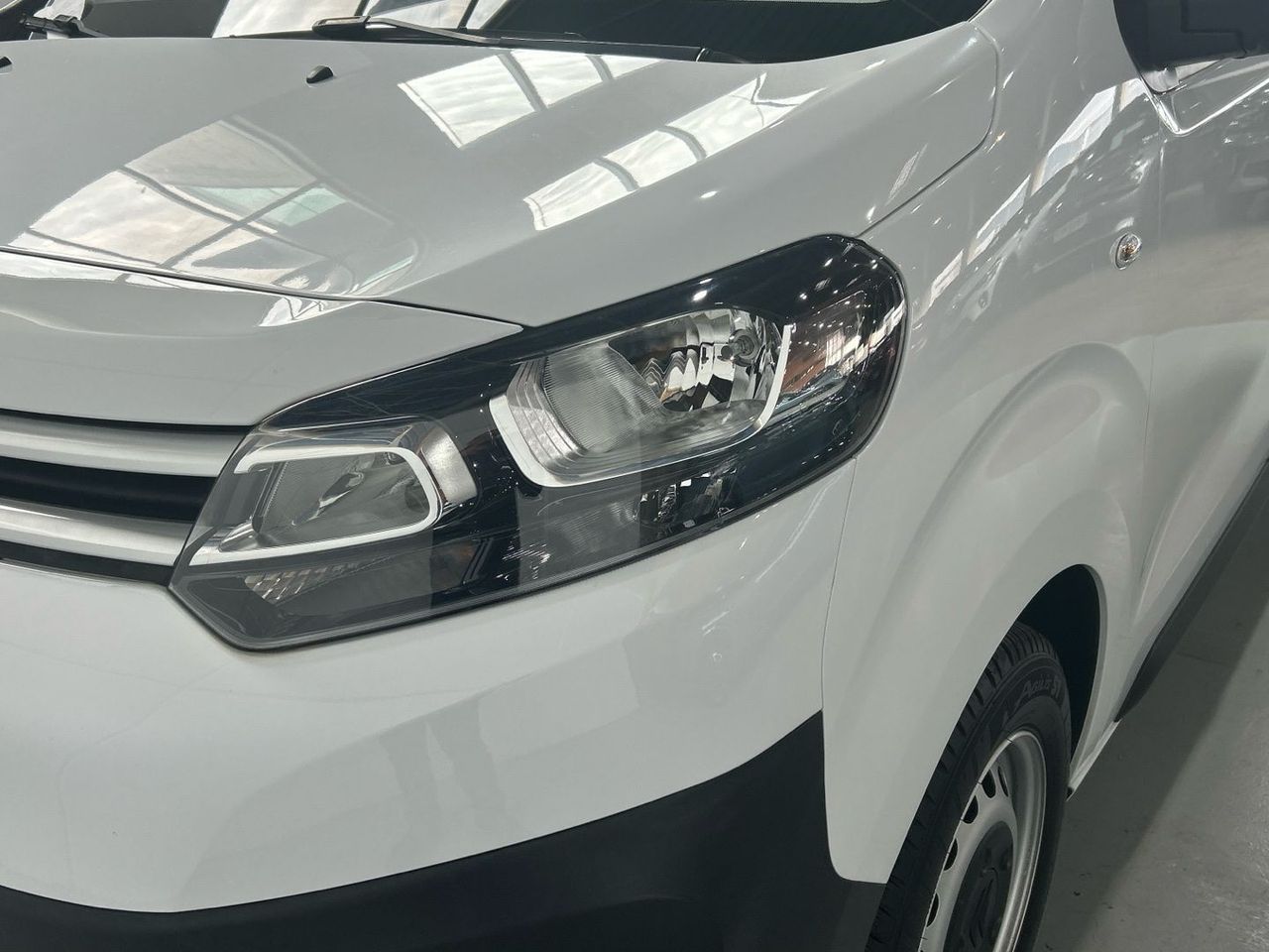 Citroën Jumpy Furgon BlueHDI 145 S&S Talla M 107 kW (145 CV) - foto 28