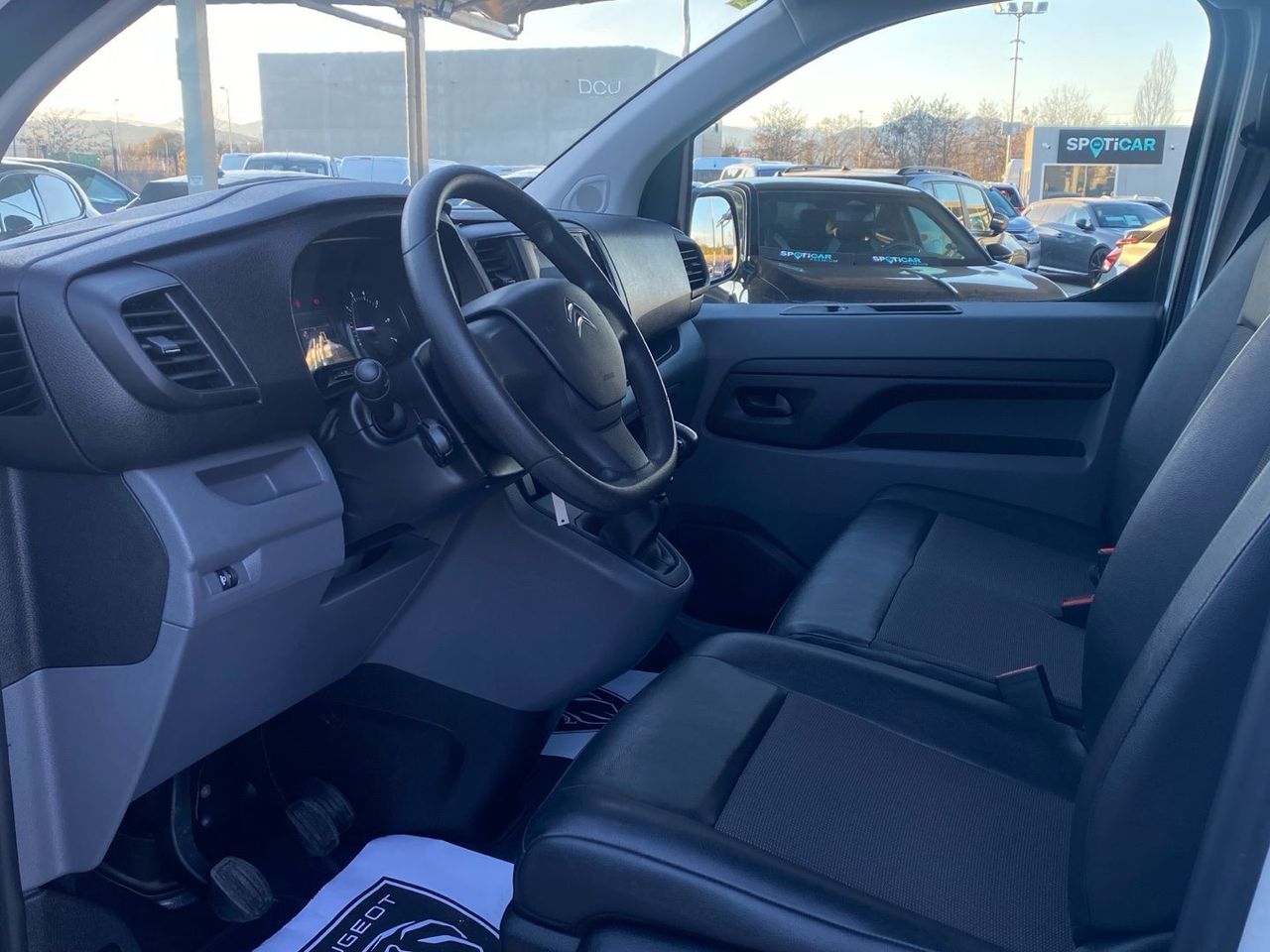 Citroën Jumpy Furgon BlueHDi 100 S&S Talla XS Control 75 kW  - foto 11