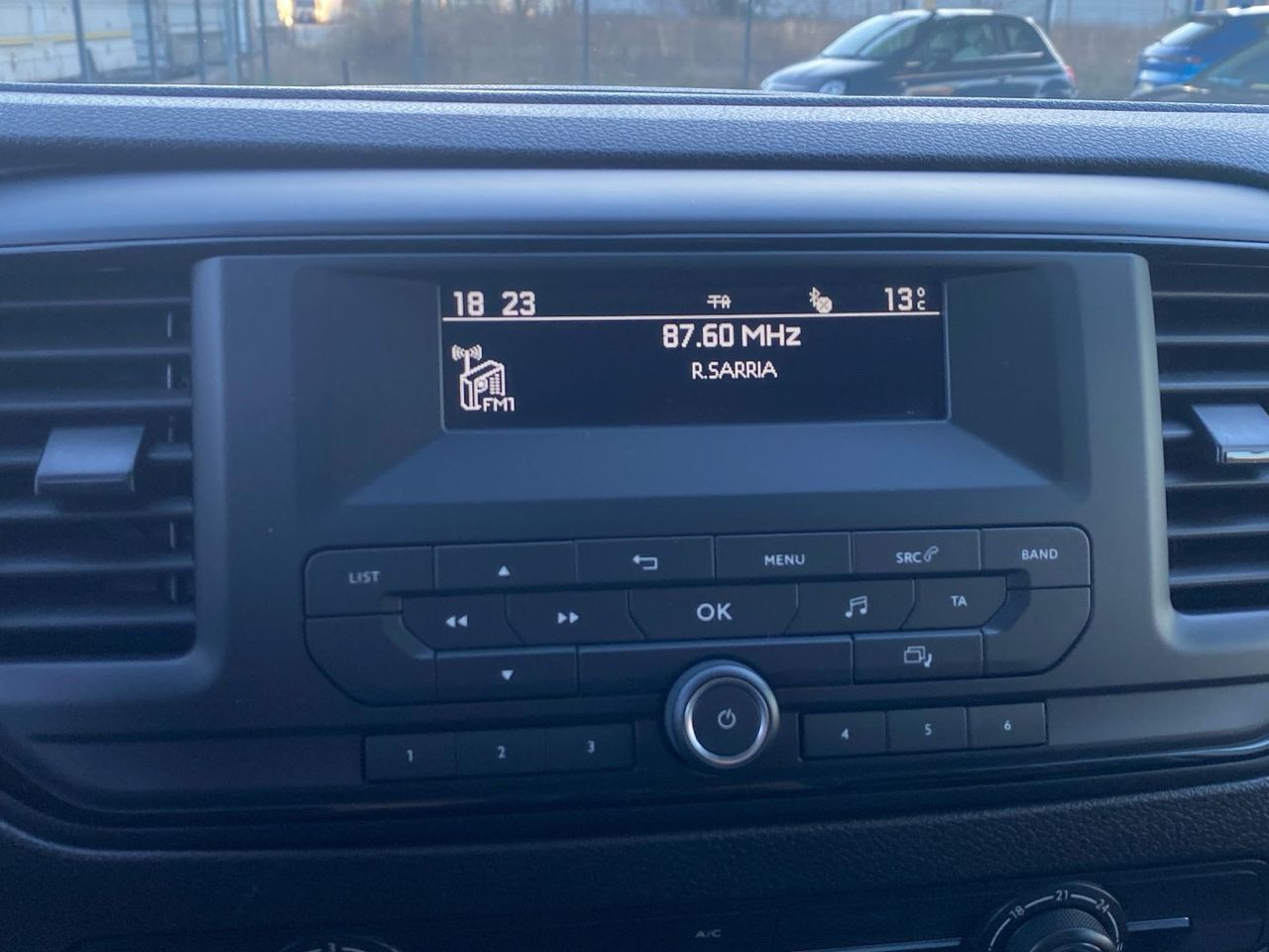 Citroën Jumpy Furgon BlueHDi 100 S&S Talla XS Control 75 kW  - foto 15