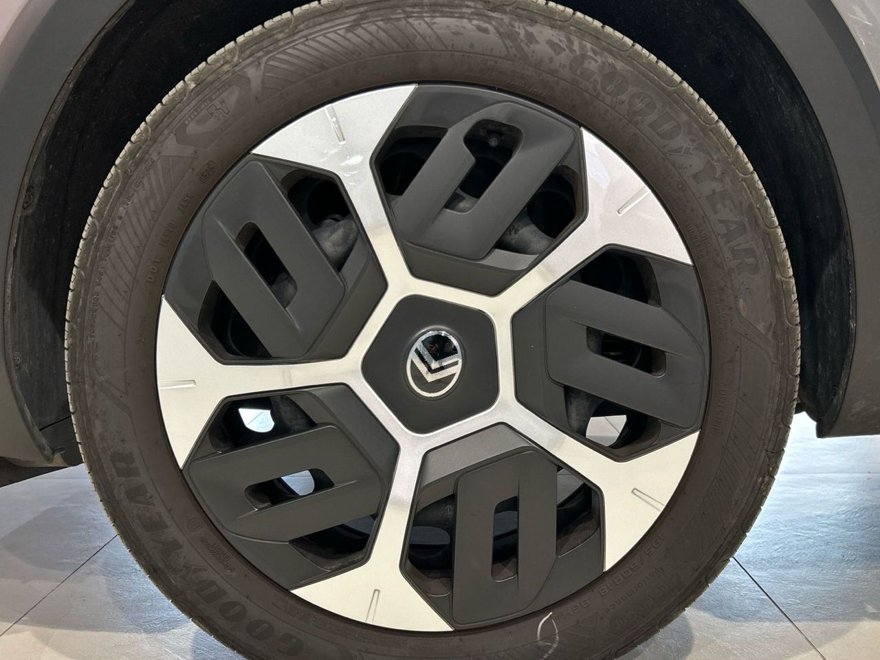 Citroën C4 Hybrid 145 Plus e-DCS6 107 kW (145 CV) - foto 13