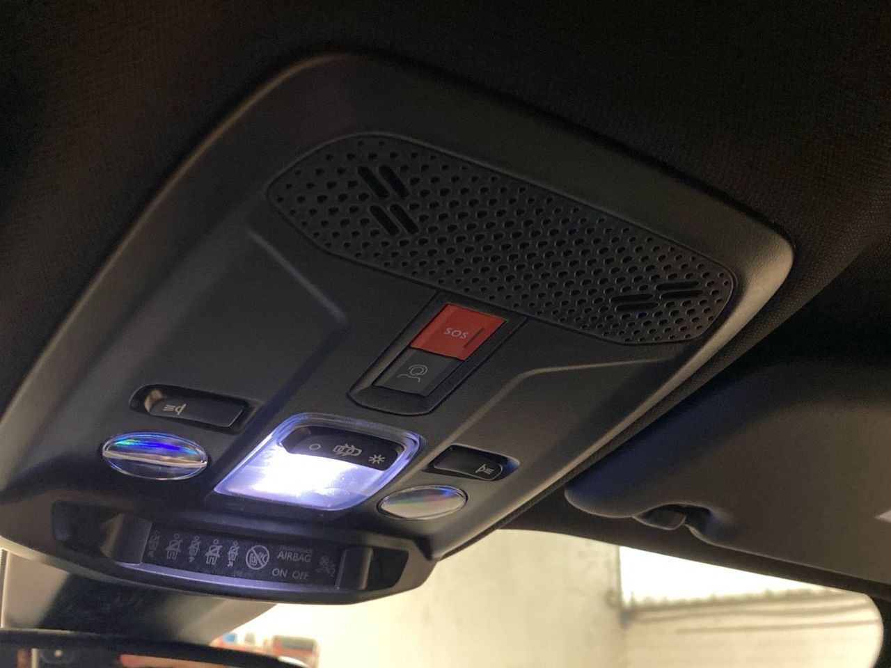 Peugeot 2008 PureTech 100 S&S Allure 75 kW (100 CV) - foto 18