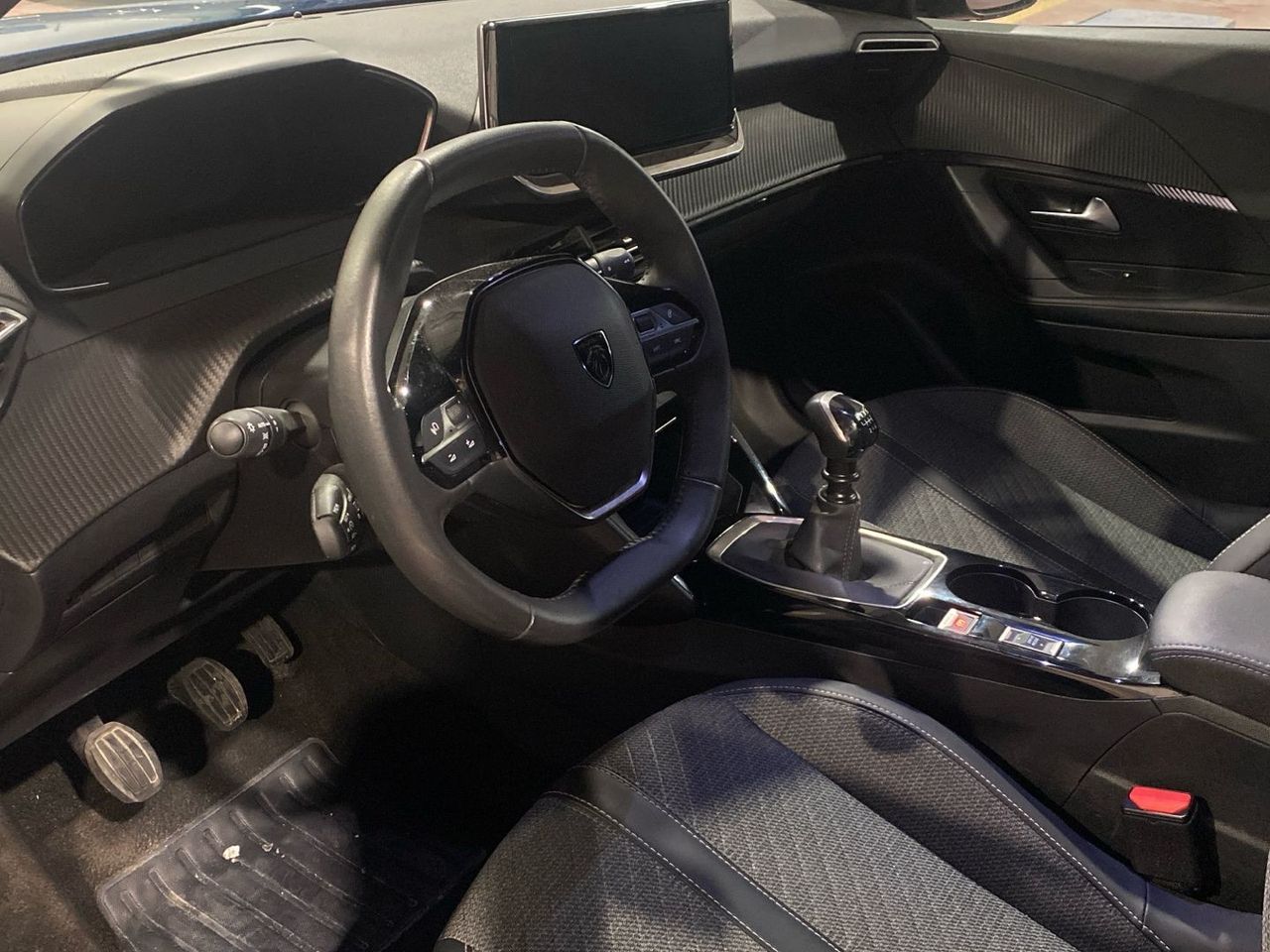 Peugeot 2008 PureTech 100 S&S Allure 75 kW (100 CV) - foto 21