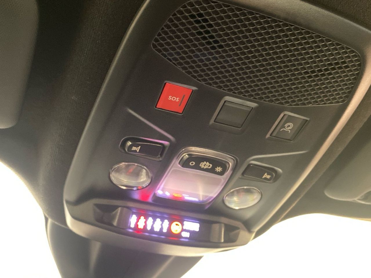 Alfa Romeo Junior 1.2 Ibrida 100 kW (136 CV) - foto 18