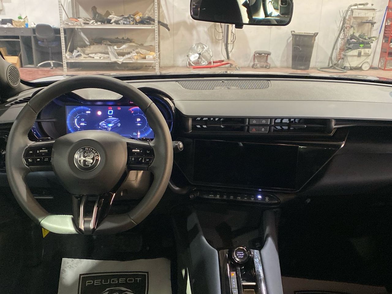 Alfa Romeo Junior 1.2 Ibrida 100 kW (136 CV) - foto 8