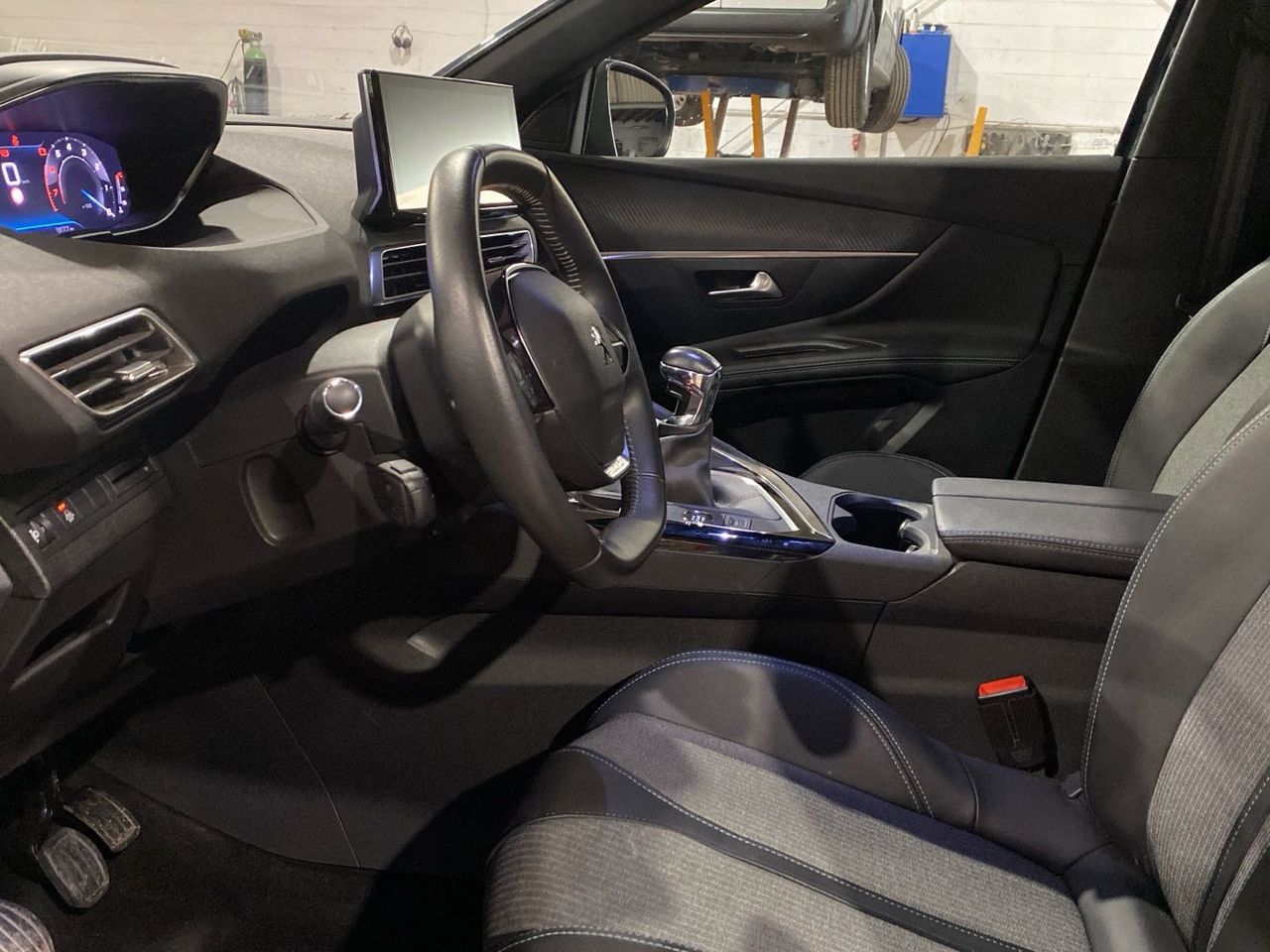 Peugeot 3008 PureTech 130 S&S Allure Pack 96 kW (130 CV) - foto 11