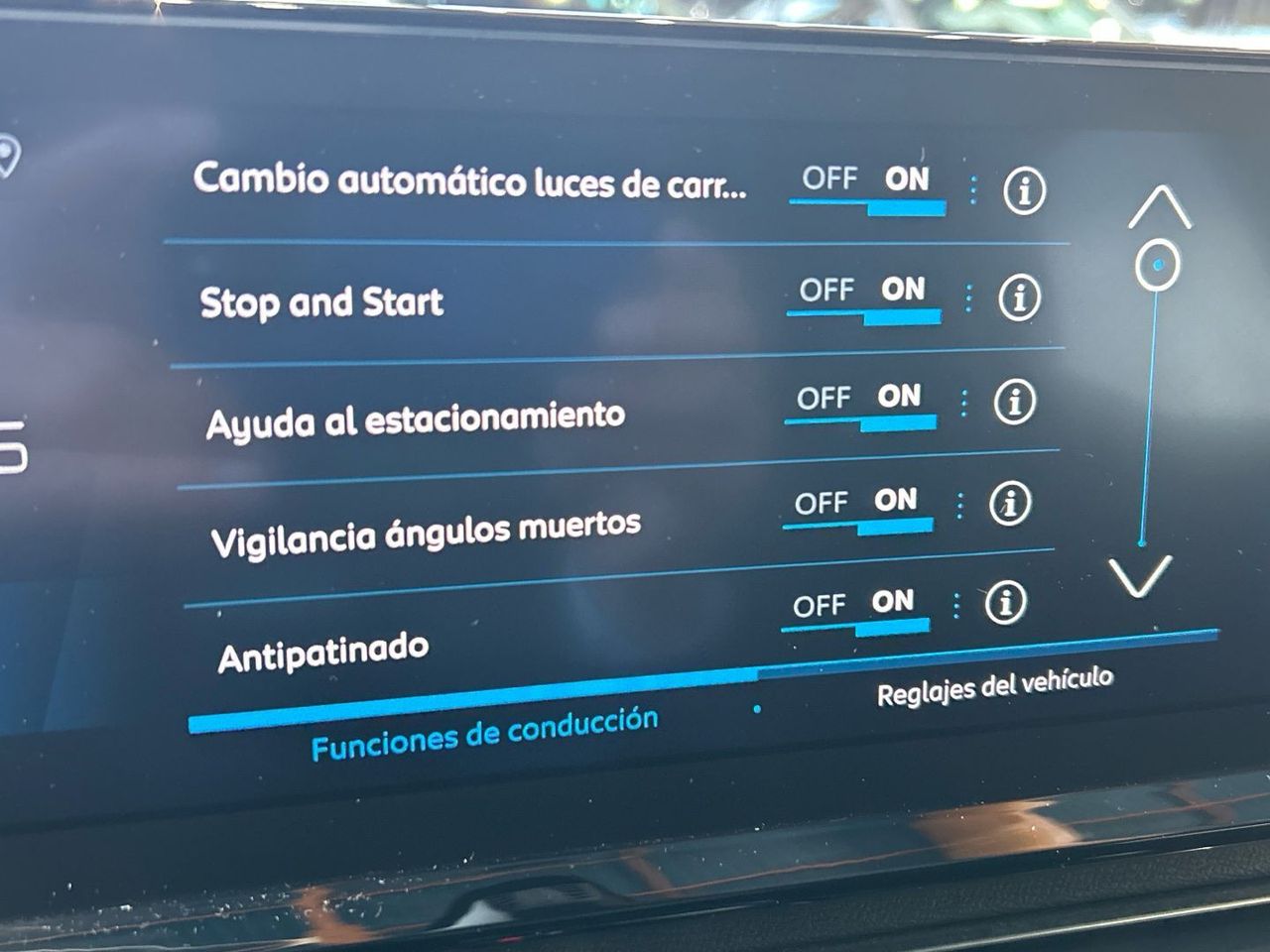 Peugeot 3008 PureTech 130 S&S GT EAT8 96 kW (130 CV) - foto 53