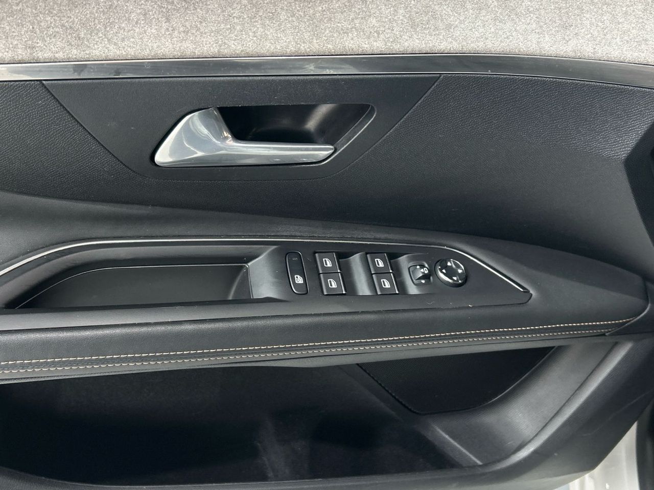 Peugeot 3008 PureTech 130 S&S GT EAT8 96 kW (130 CV) - foto 19