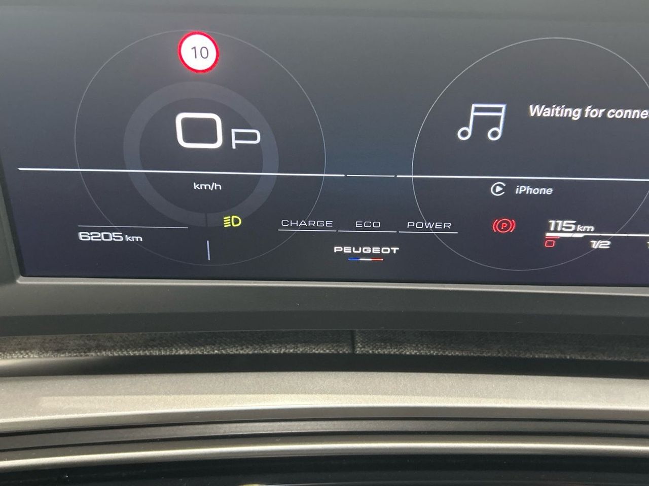 Peugeot 5008 Hybrid 1.2 Allure eDCS6 107 kW (145 CV) - foto 10