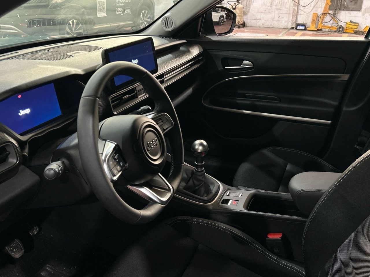 Jeep Avenger 1.2 G Altitude 74 kW (100 CV) - foto 21