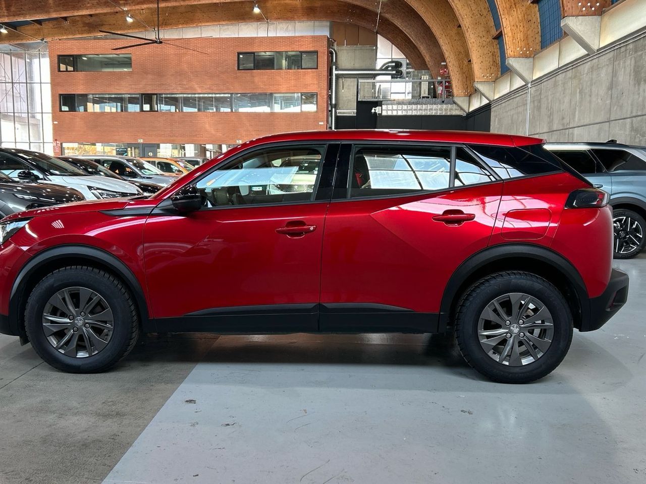 Peugeot 2008 Puretech 100 S&S Active Pack 75 kW (100 CV) - foto 26